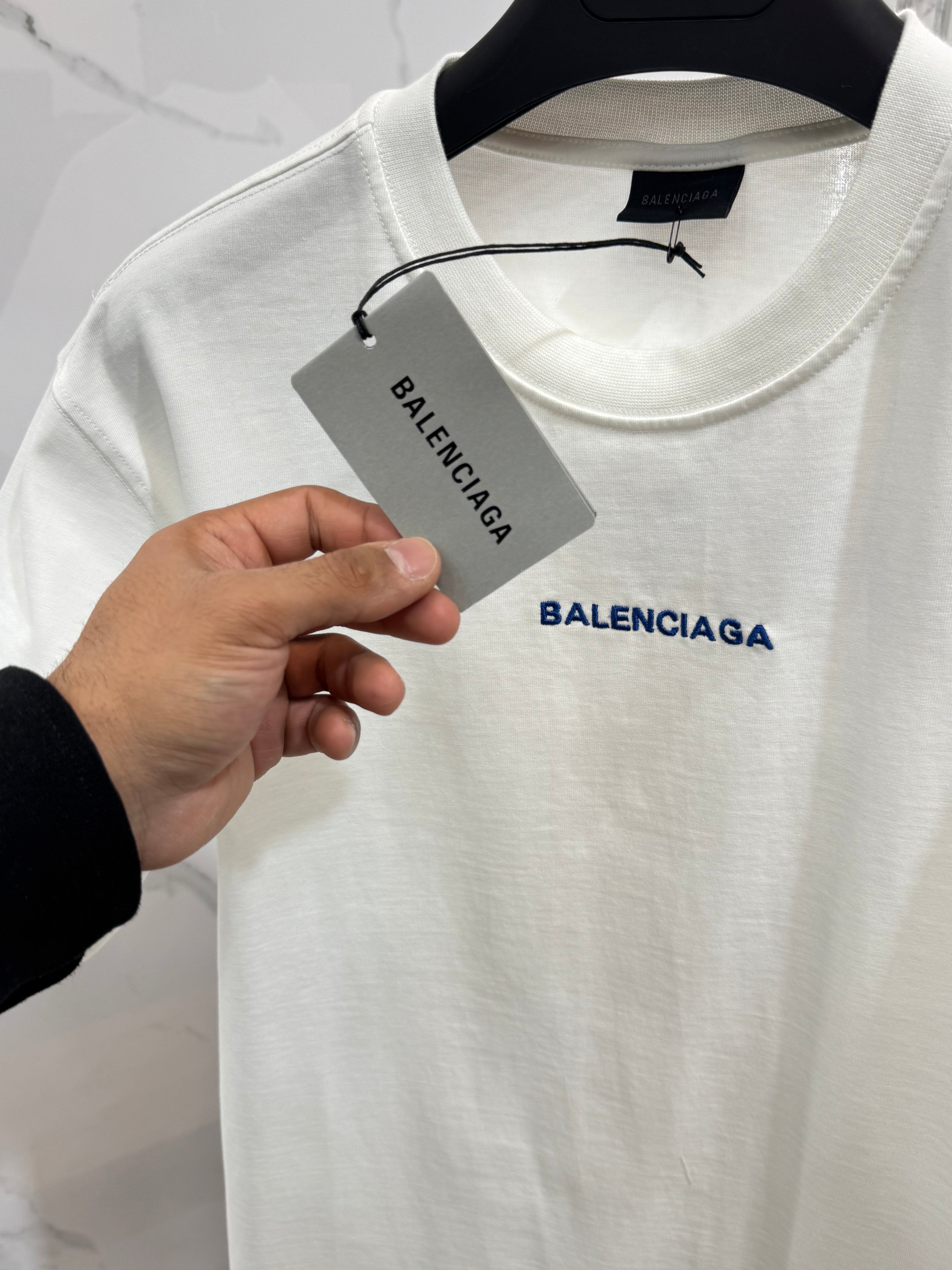 T-SHIRT BALENCIAGA - NEW1496