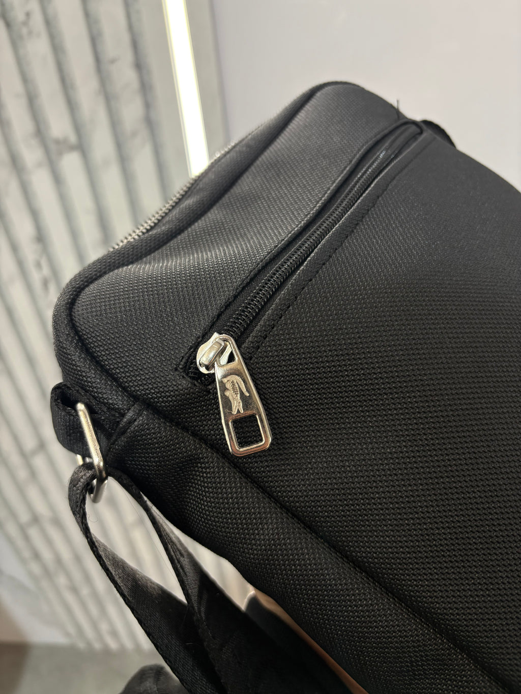 ΤΣΑΝΤΑΚΙ LACOSTE - 1403