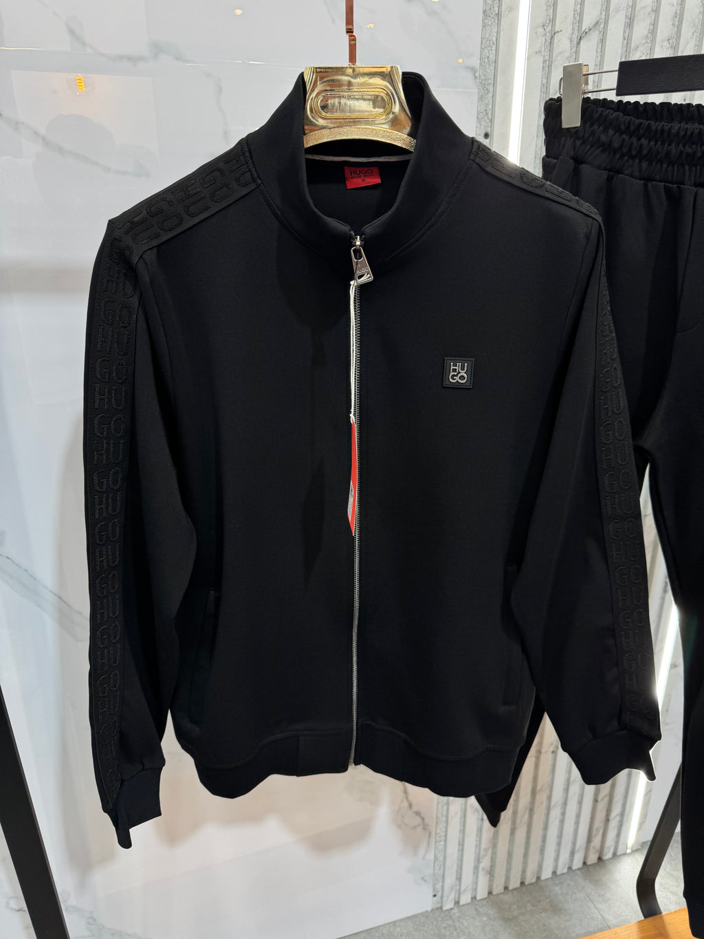 OUTFIT SET HUGO BOSS - NEW1237