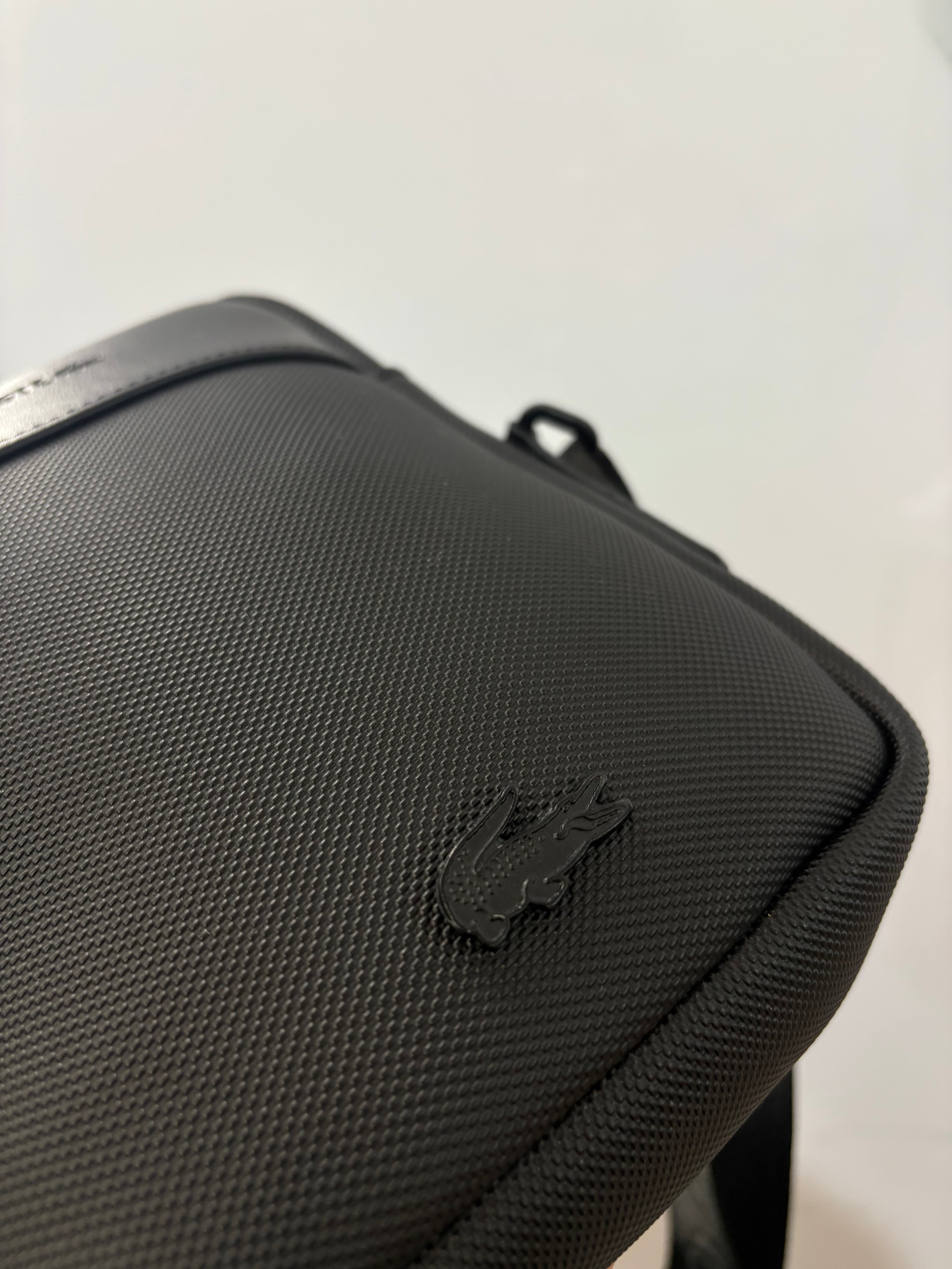 ΤΣΑΝΤΑΚΙ LACOSTE - 1402