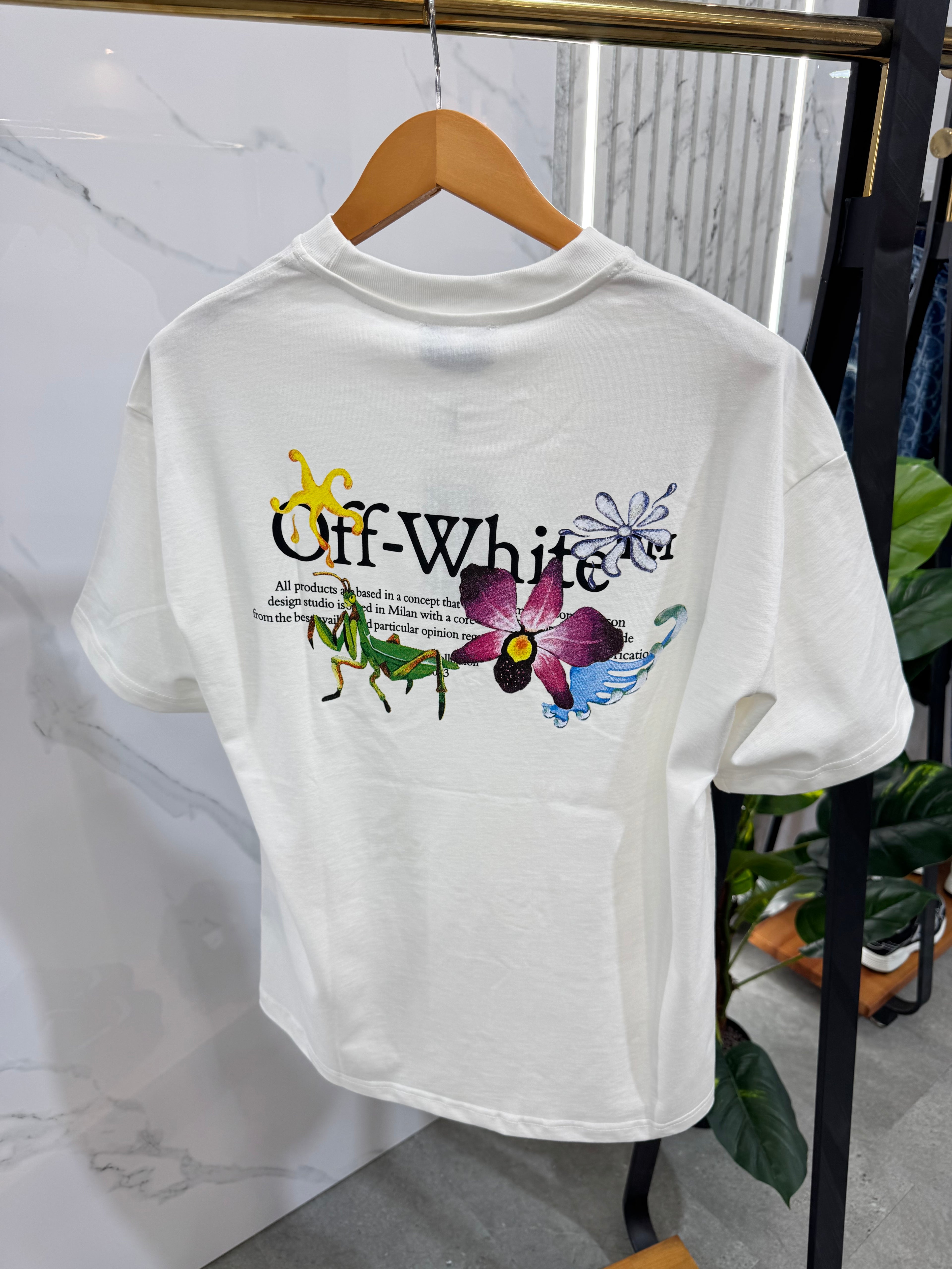 OFF-WHITE Praying Mantis & Floral Oversized T-Shirt – White - NEW1756