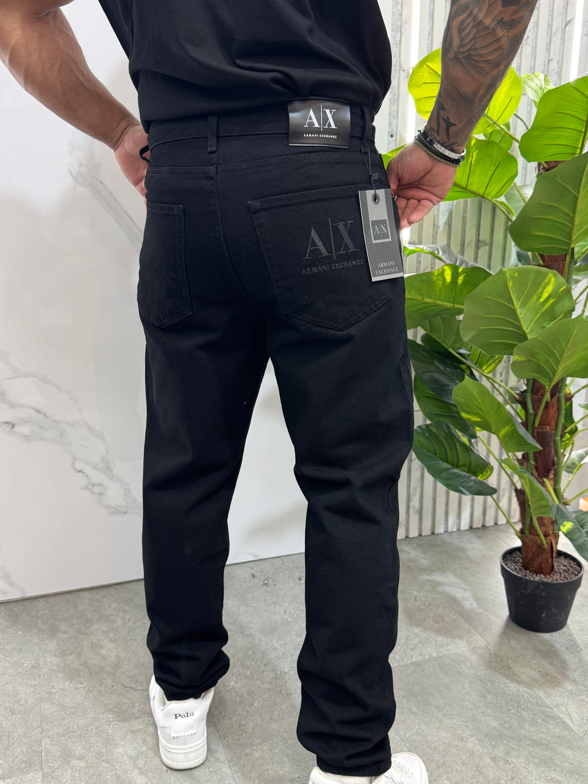 ARMANI EXCHANGE Regular Fit Jeans – Black / Rear Pocket Logo - NEW1833