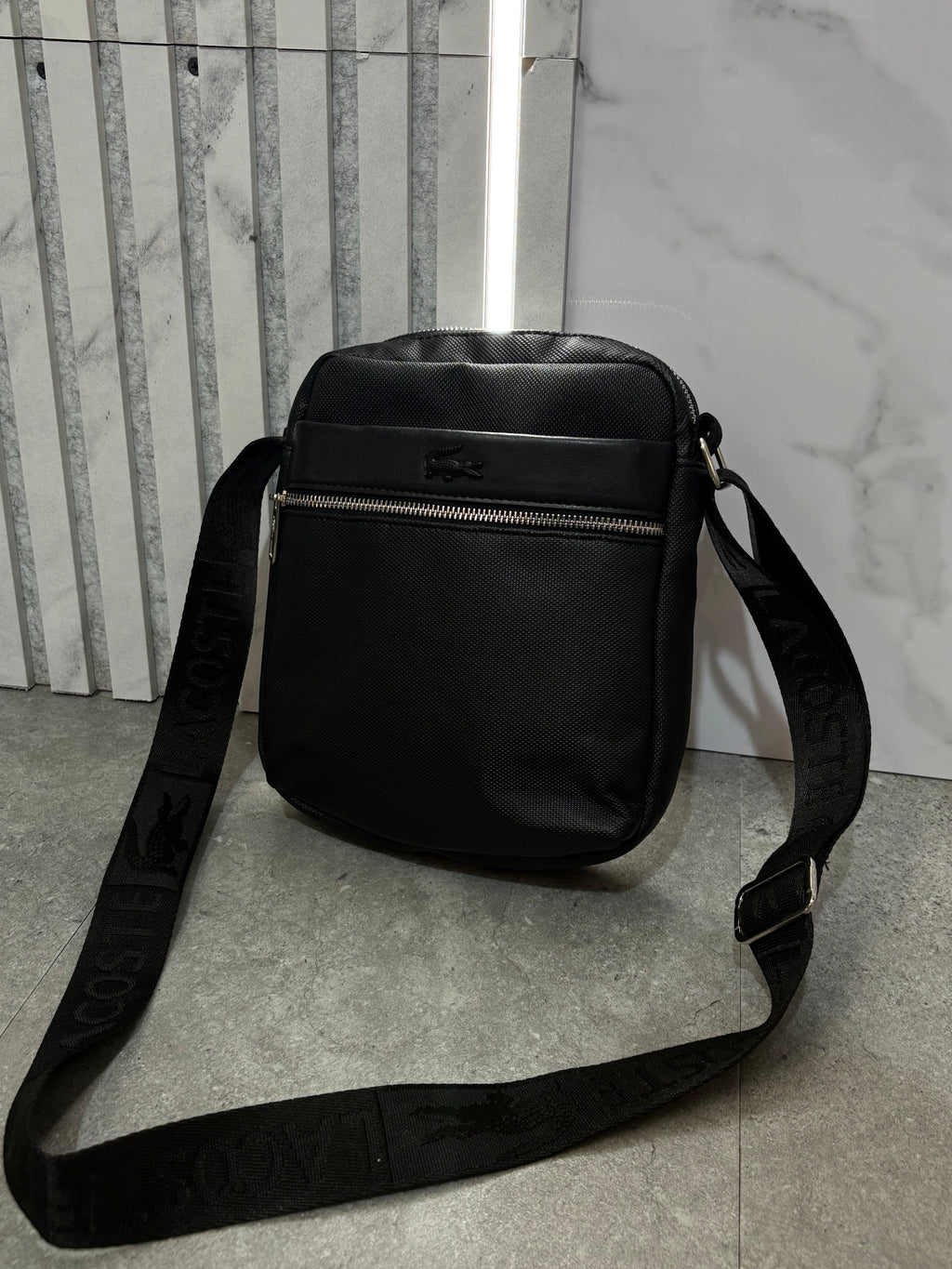 ΤΣΑΝΤΑΚΙ LACOSTE - 1403