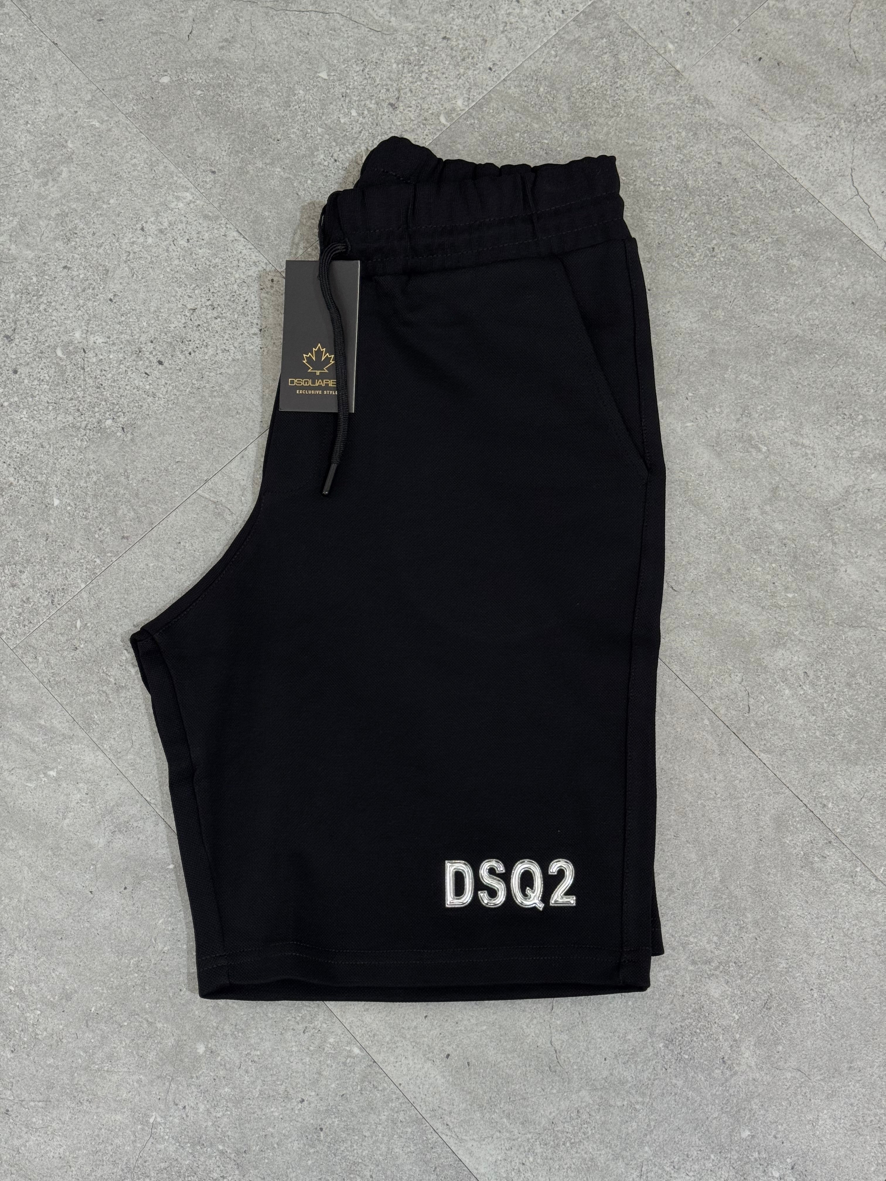 Dsquared2 Shorts - NEW1649