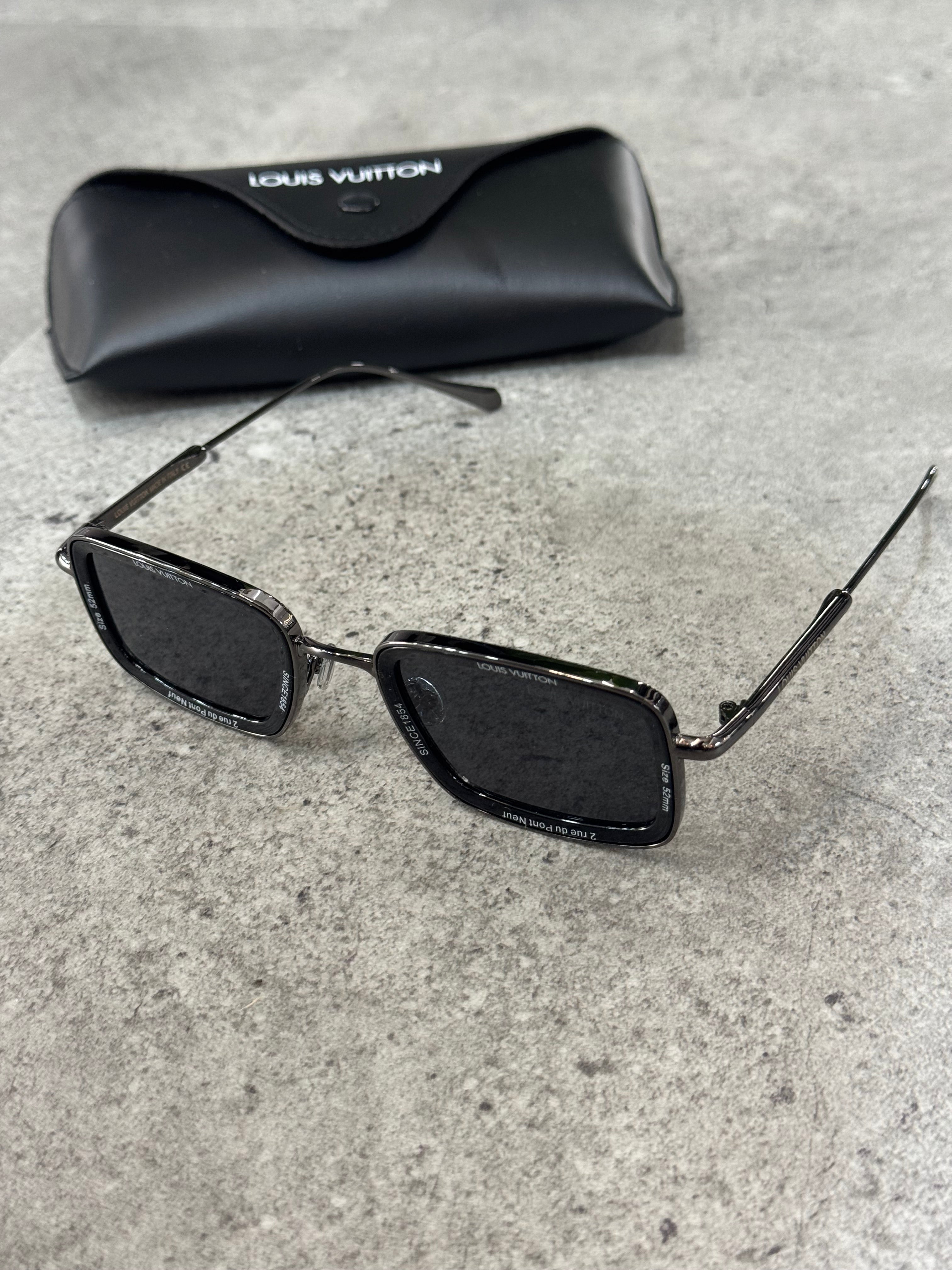 LOUIS VUITTON SUNGLASSE - NEW1711