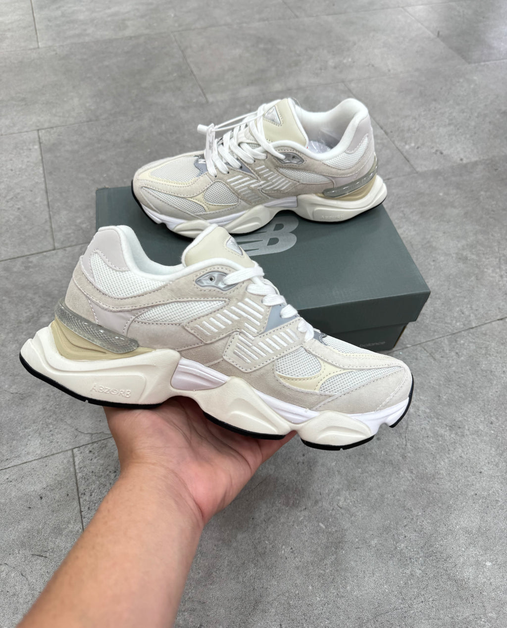 NEW BALANCE 9060 – Off-White / Sea Sal - NEW1808
