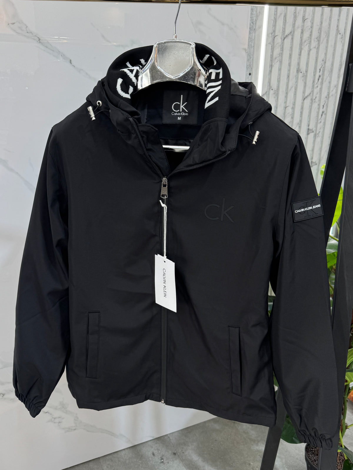 CALVIN KLEIN Hooded Windbreaker Jacket – Black - NEW1858