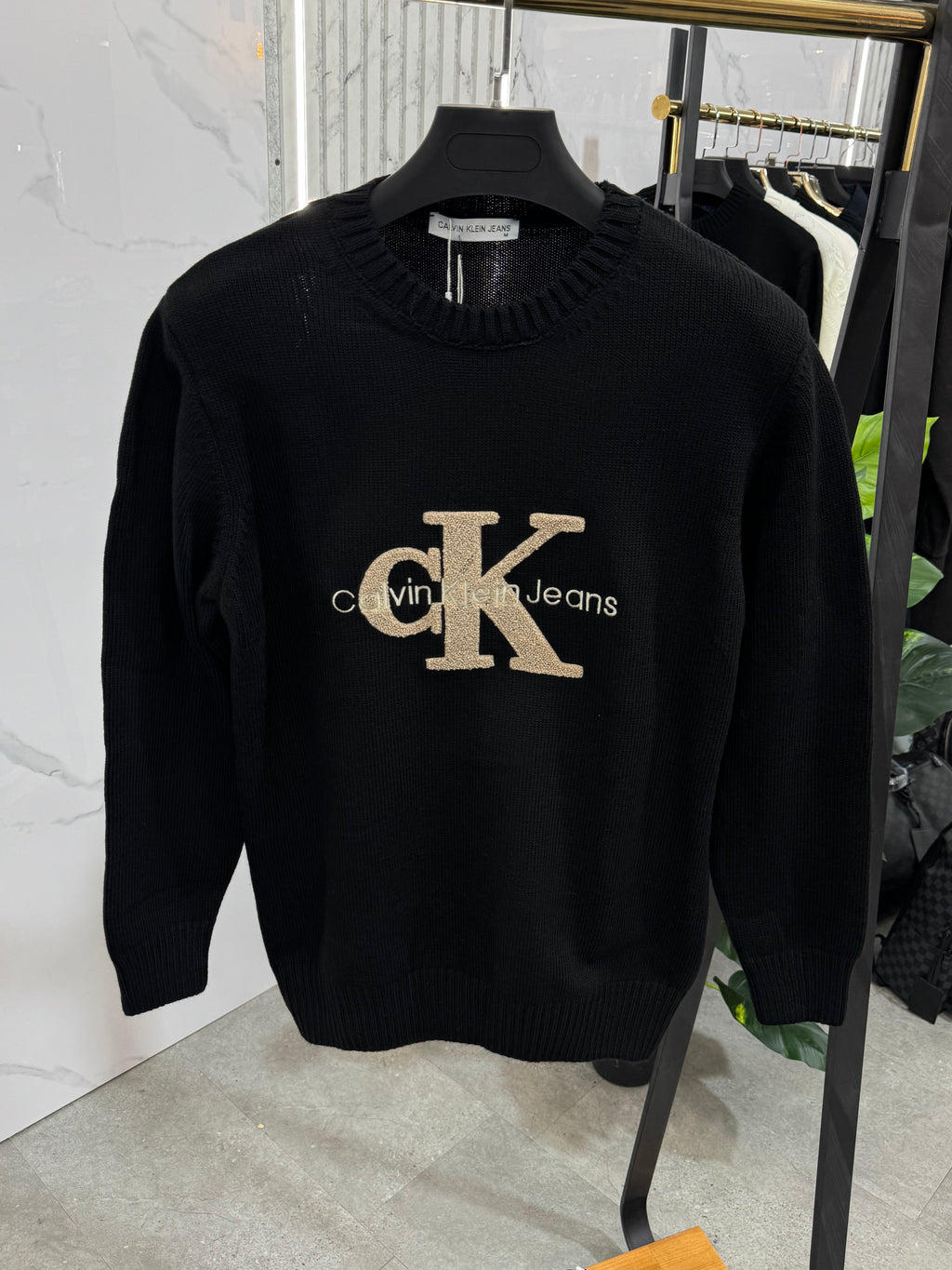 ΠΛΕΚΤΗ CALVIN KLEIN ΜΑΚΡΥΜΑΝΙΚΗ - NEW1463