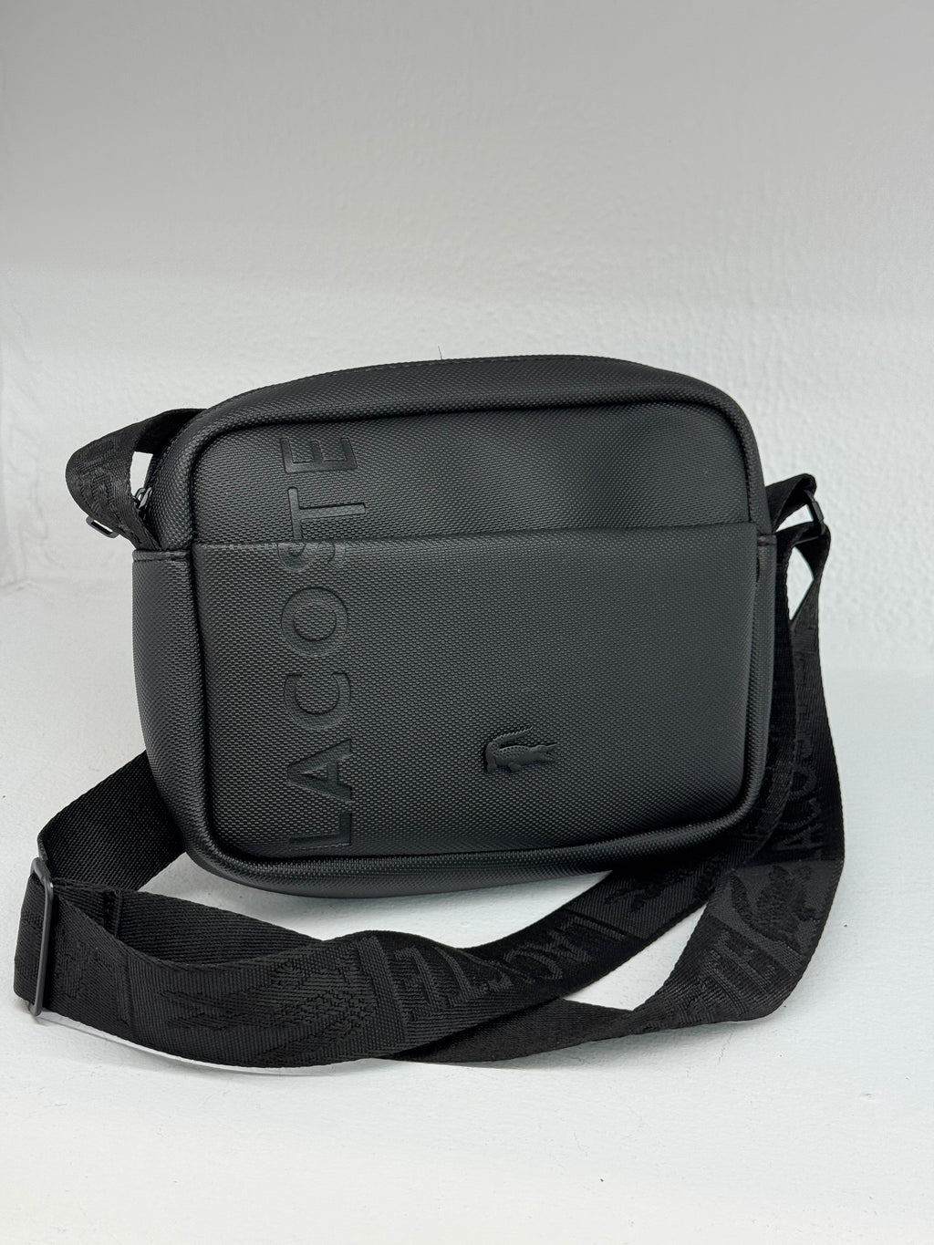 ΤΣΑΝΤΑΚΙ LACOSTE - 1220