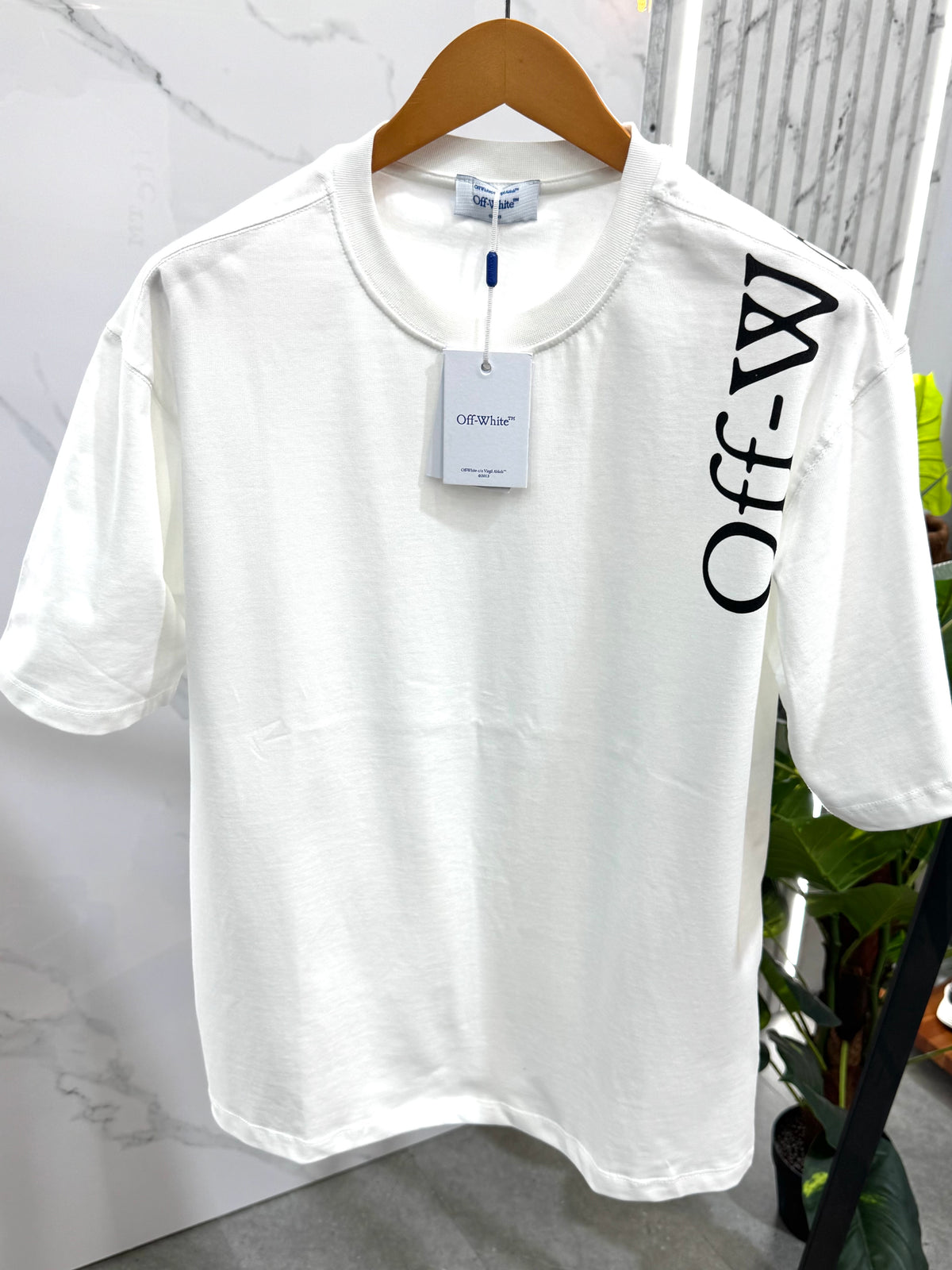OFF-WHITE Shoulder Logo T-Shirt – White / Black - NEW1882