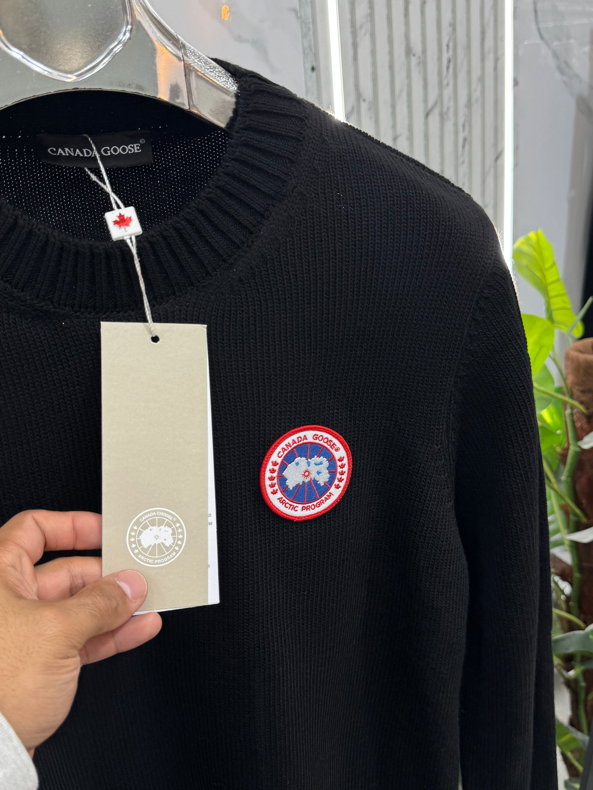 CANADA GOOSE Arctic Disc Knit Sweater – Black - NEW1951