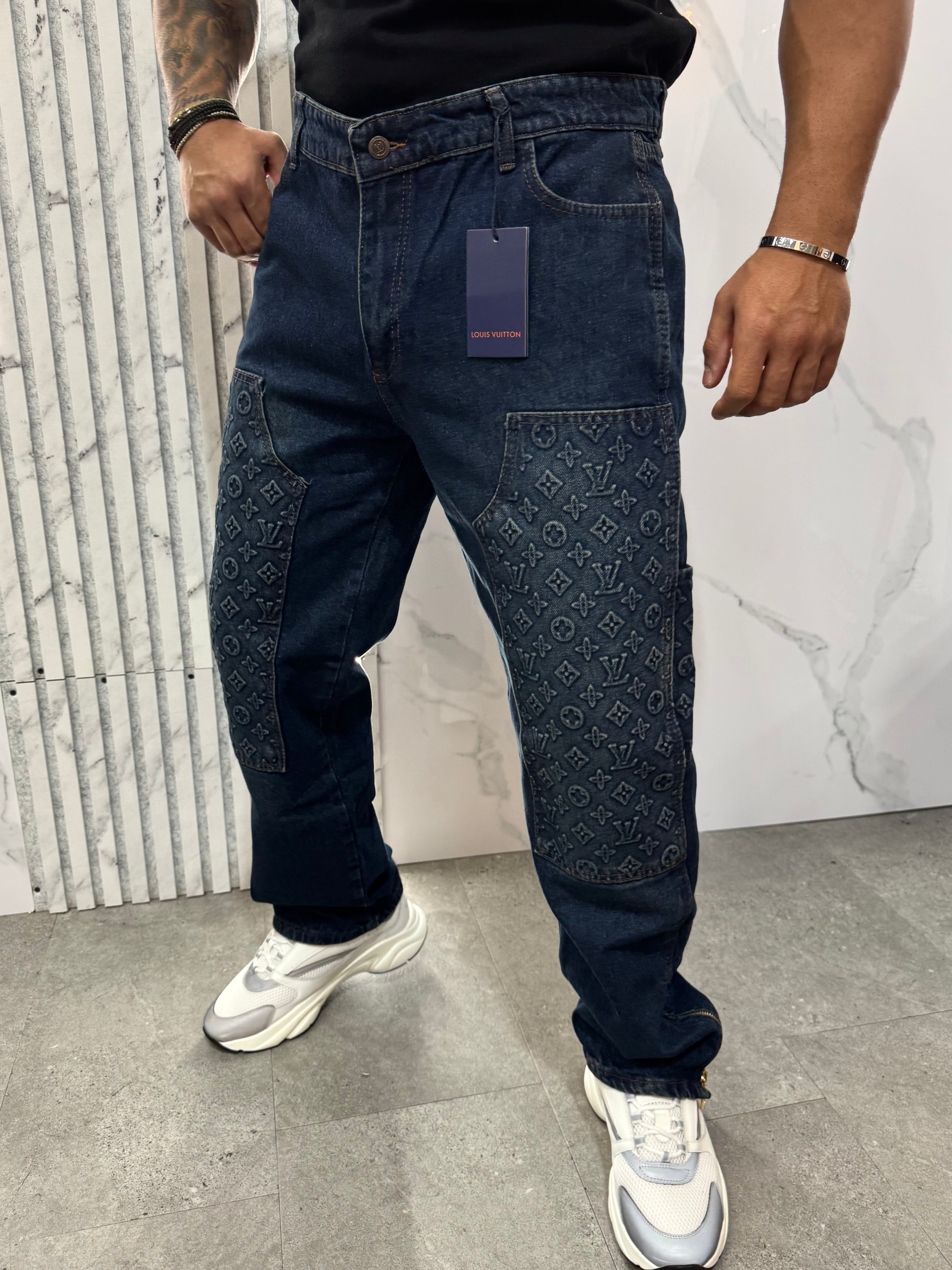 JEAN LOUIS VUITTON - NEW1240