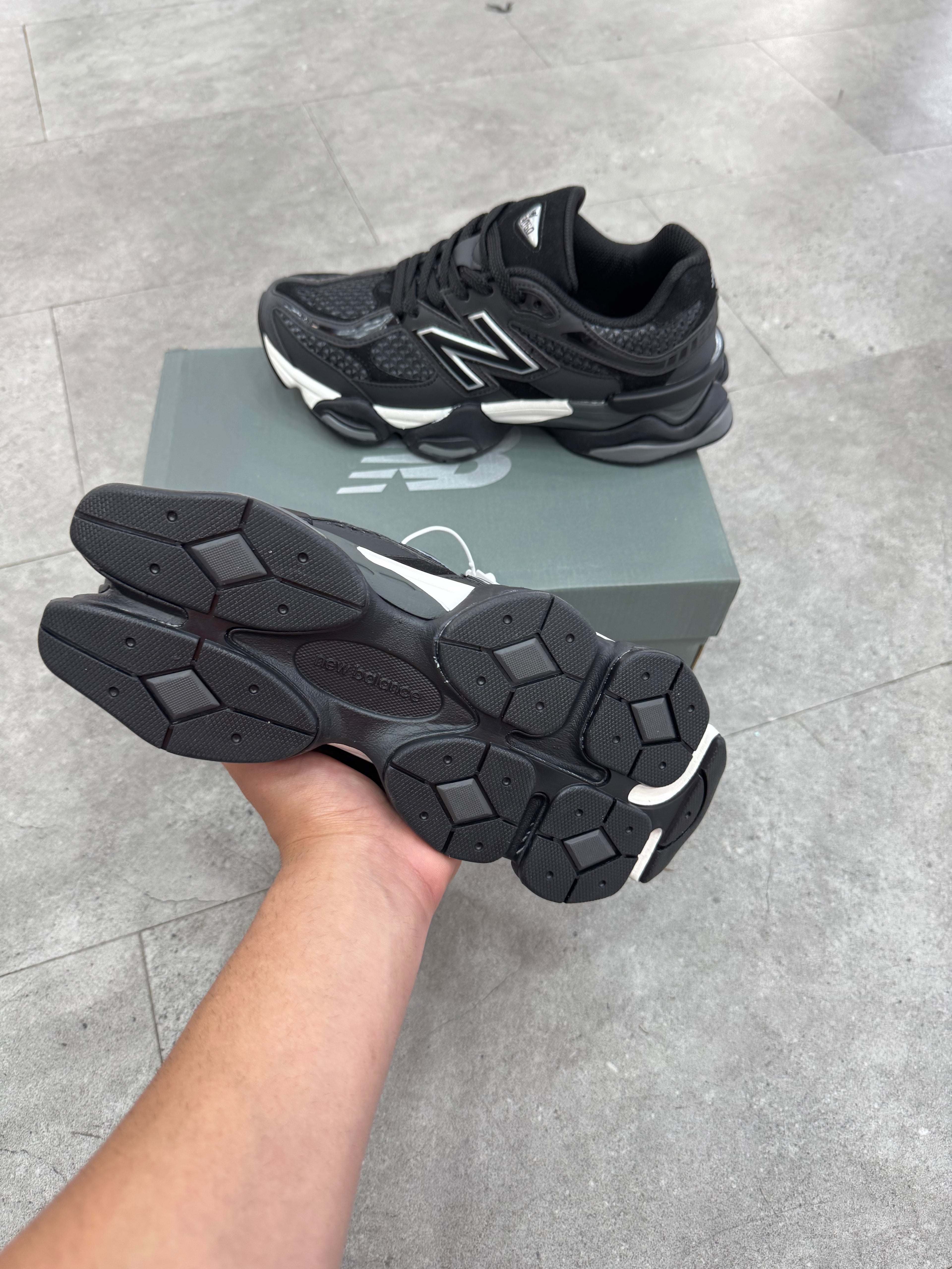 NEW BALANCE 9060 – Triple Black / Castlerock - NEW1803