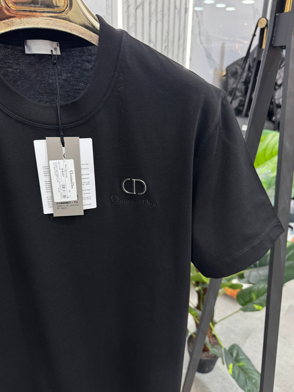 DIOR Embroidered CD Icon T-Shirt – Black - NEW1911