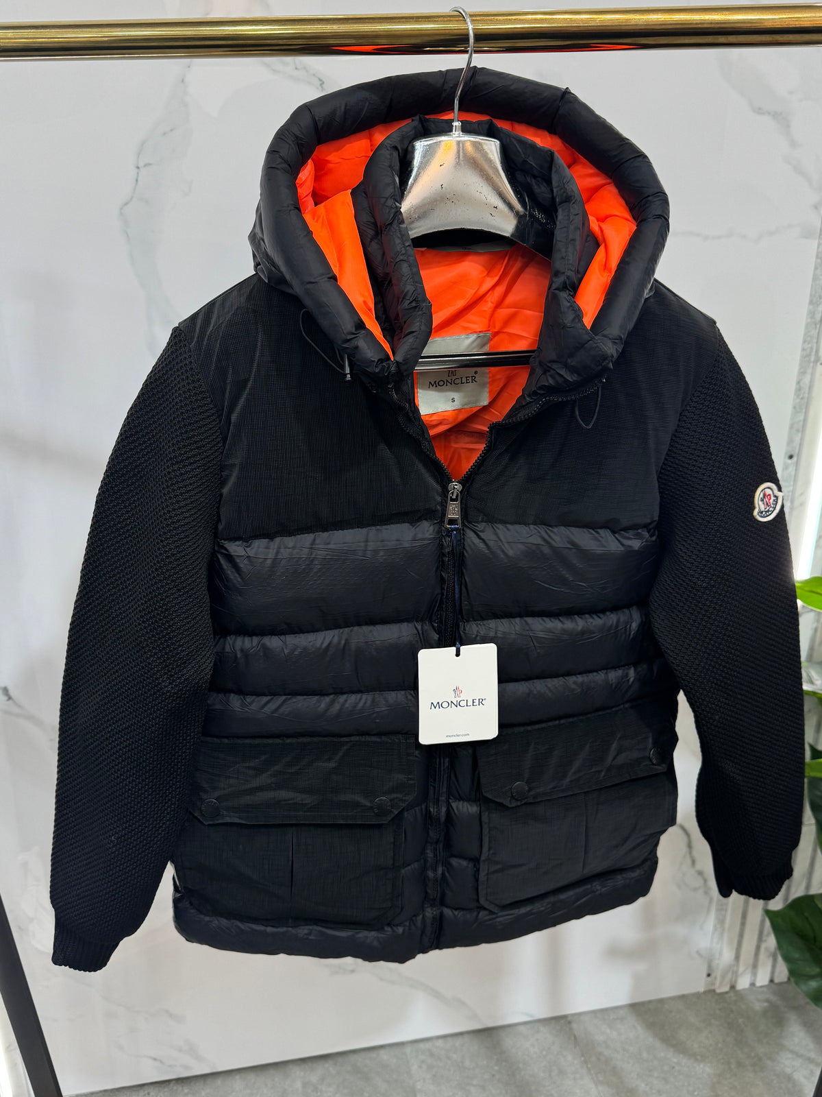 MONCLER Hybrid Knit & Down Puffer Jacket – Black / Orange - NEW1927