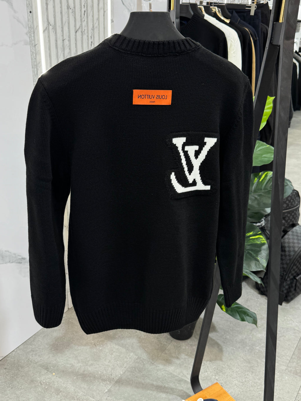 ΠΛΕΚΤΗ LOUIS VUITTON ΜΑΚΡΥΜΑΝΙΚΗ - NEW1462