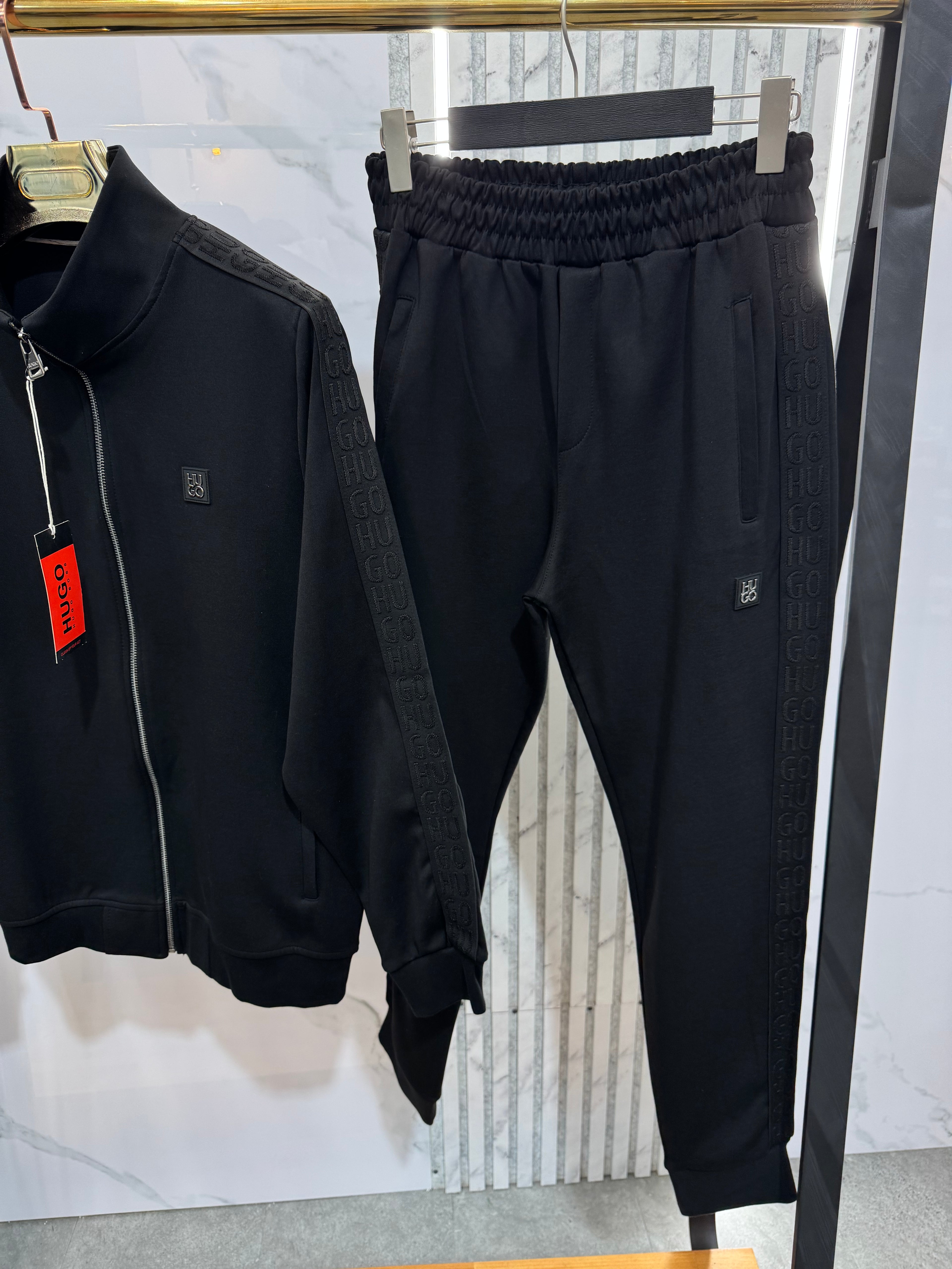 OUTFIT SET HUGO BOSS - NEW1237