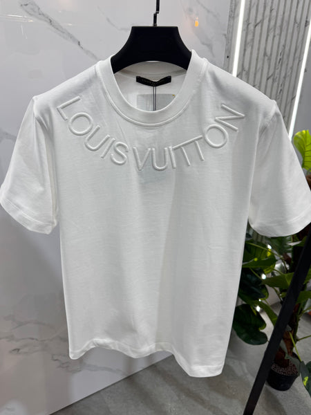 LOUIS VUITTON Curved Embossed Logo T-Shirt – White - NEW1921