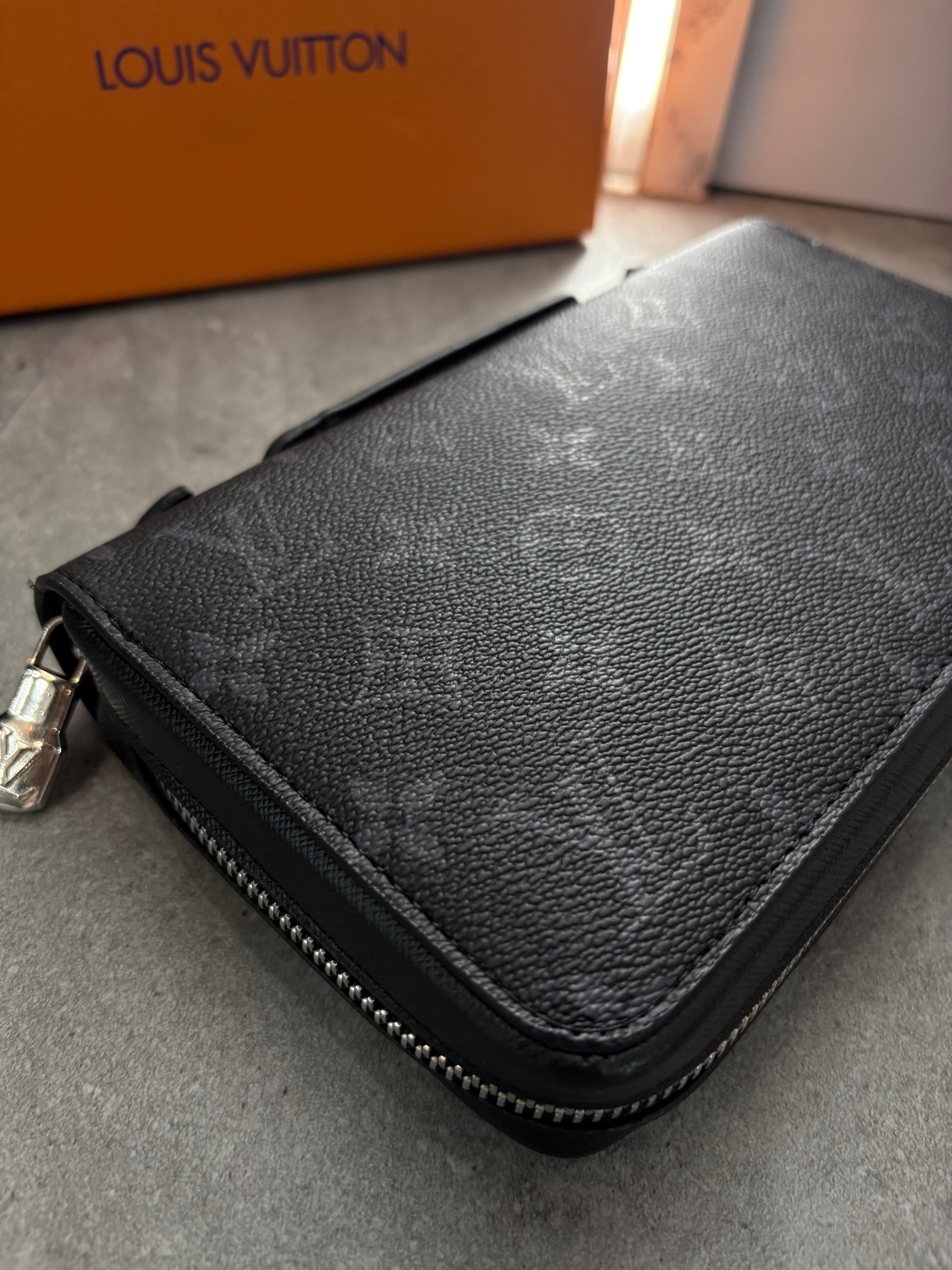 ΠΟΡΤΟΦΟΛΙ ΧΕΙΡΟΣ LOUIS VUITTON - NEW1386