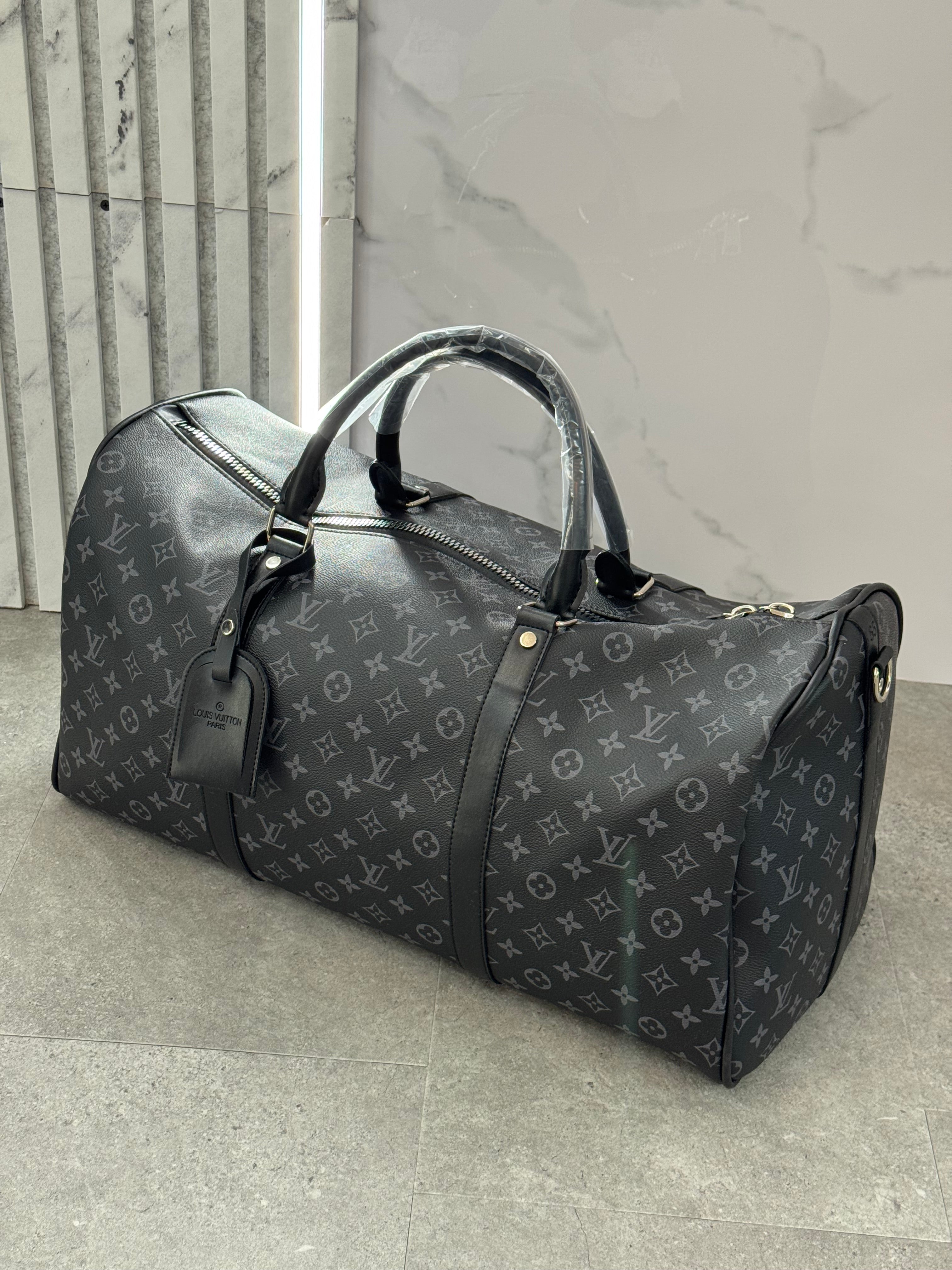 DUFFLE BAG LOUIS VUITTON - 1221