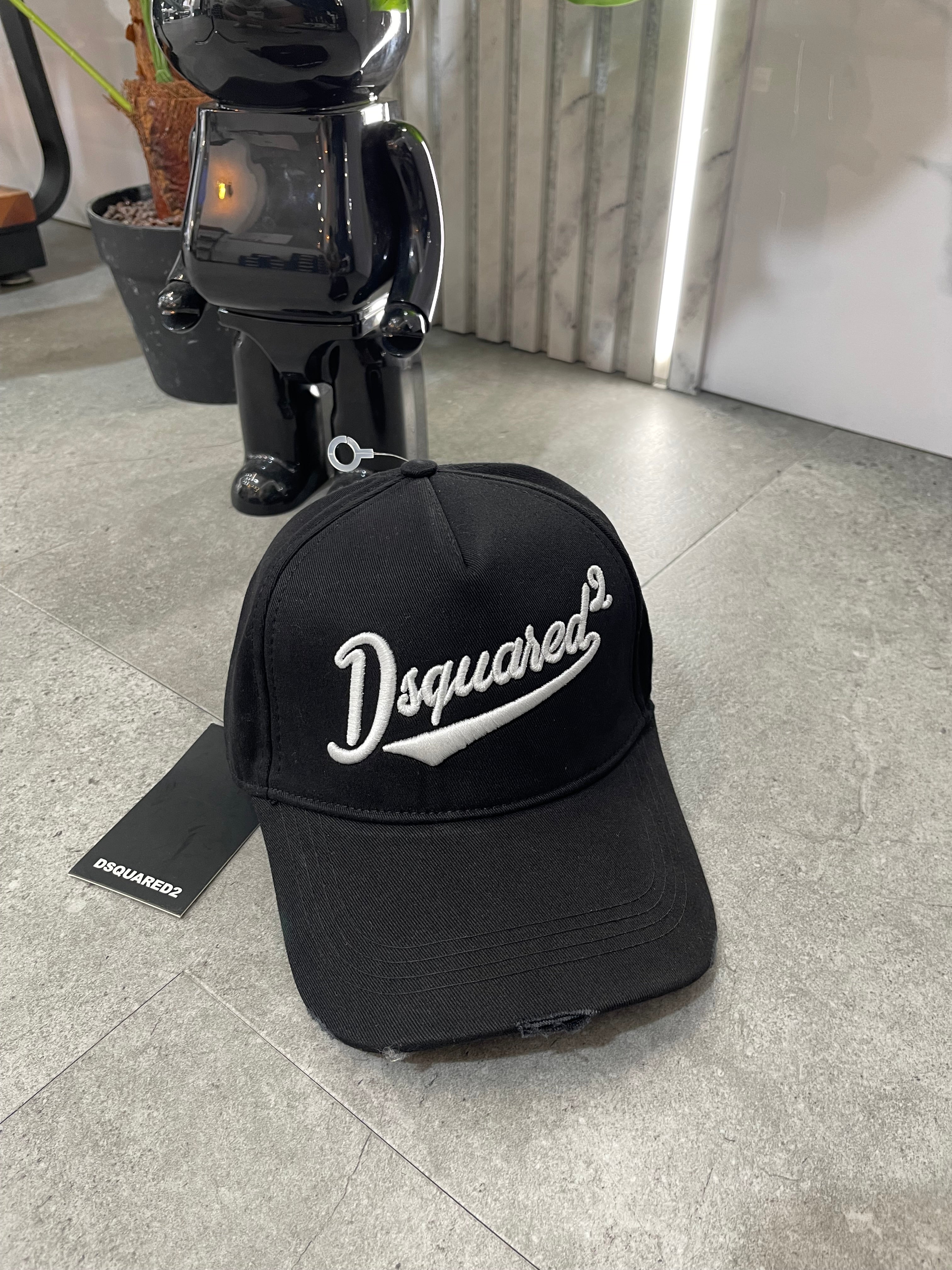 DSQUARED2 Script Logo Cap – Black - NEW1733
