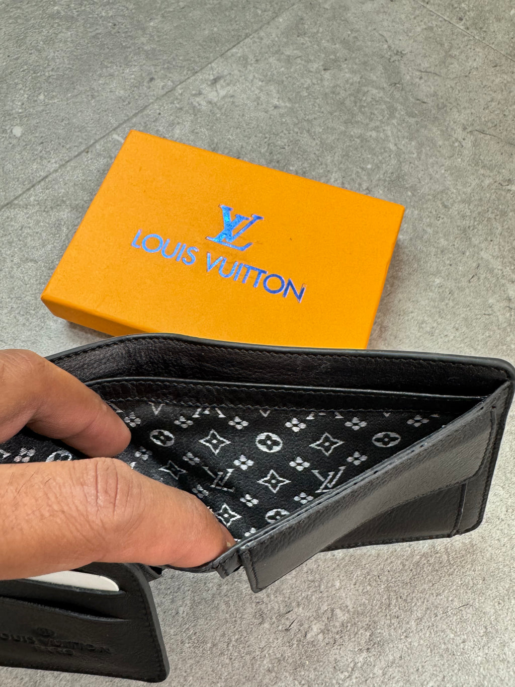 ΠΟΡΤΟΦΟΛΙ LOUIS VUITTON - NEW1179