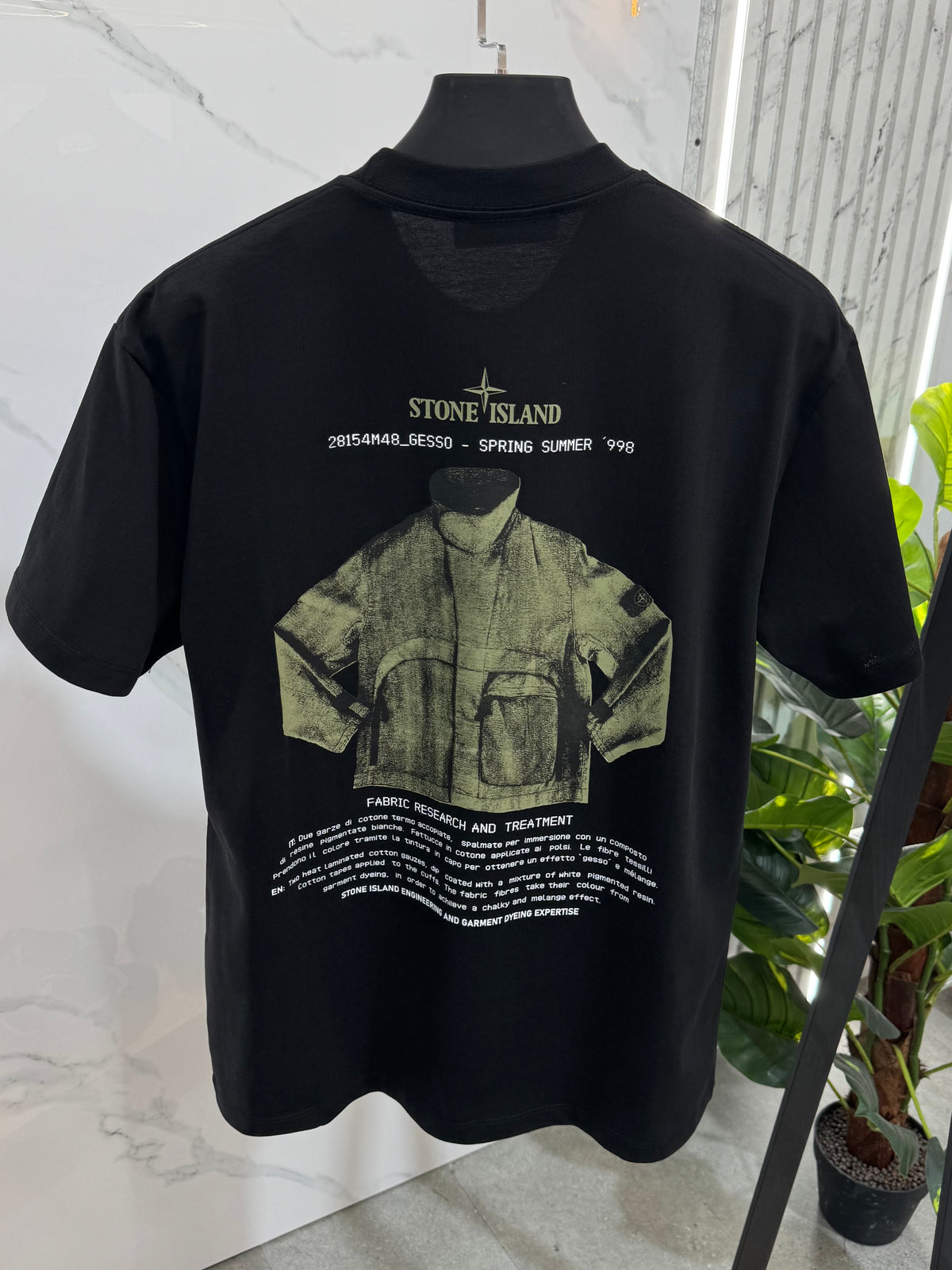 STONE ISLAND Archivio "Gesso" Graphic T-Shirt – Black - NEW1963