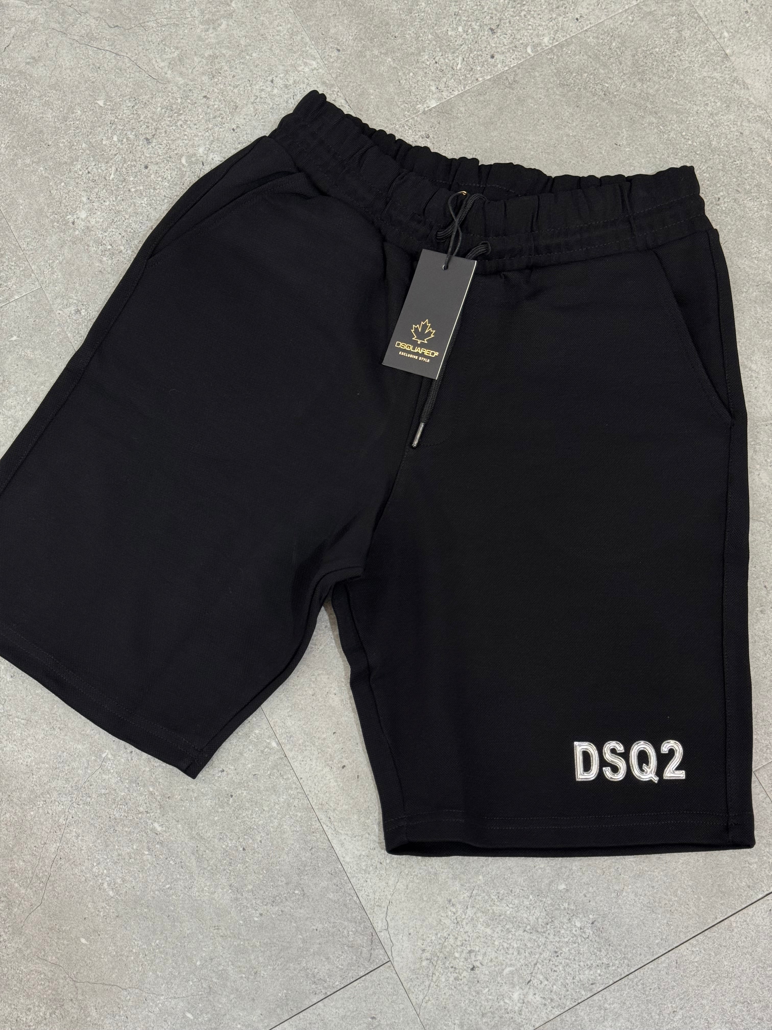 Dsquared2 Shorts - NEW1649