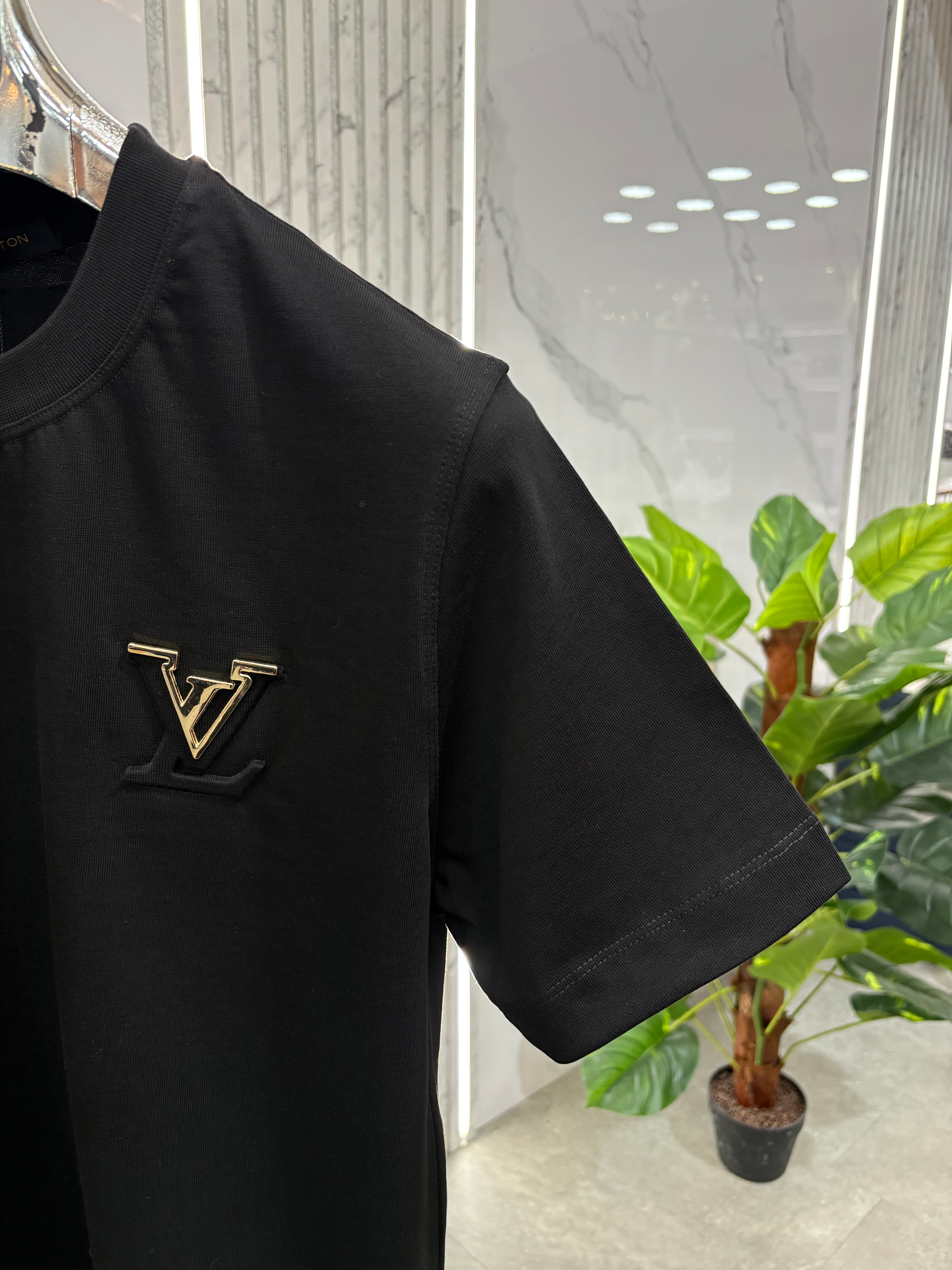TSHIRT LOUIS VUITTON - NEW1301