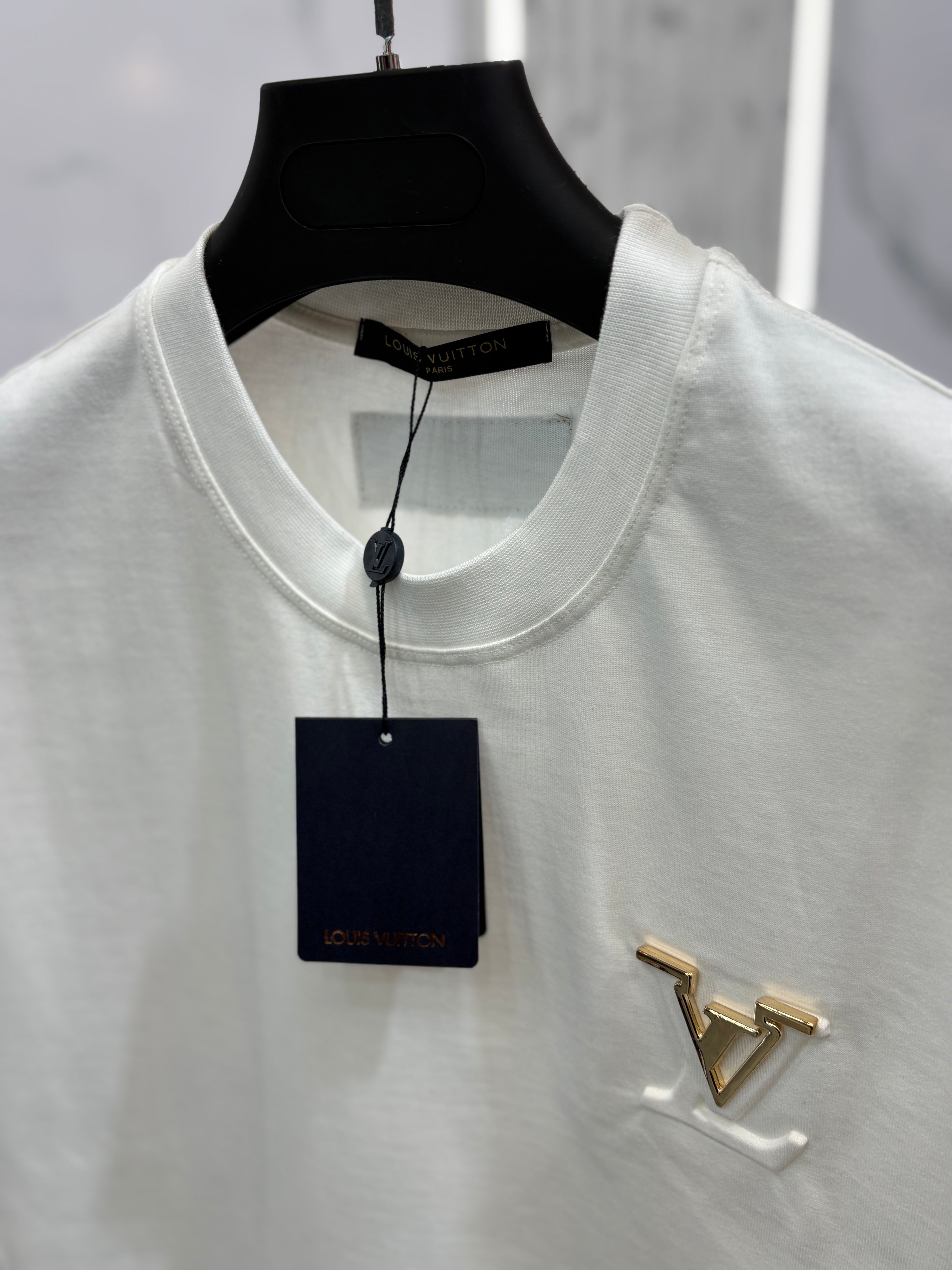 TSHIRT LOUIS VUITTON - NEW1302