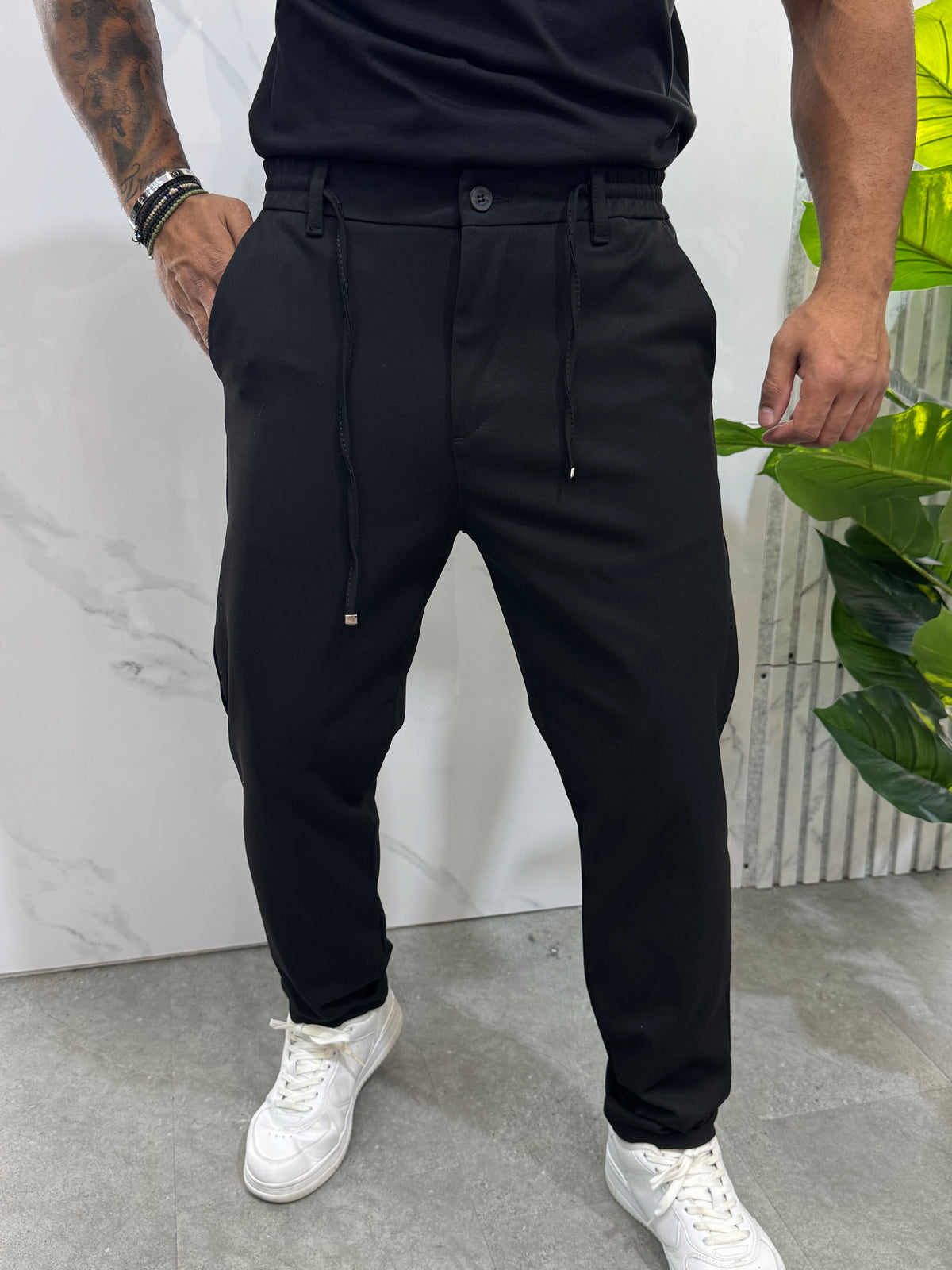 DSQUARED2 Drawstring Chino Trousers – Black - NEW1849
