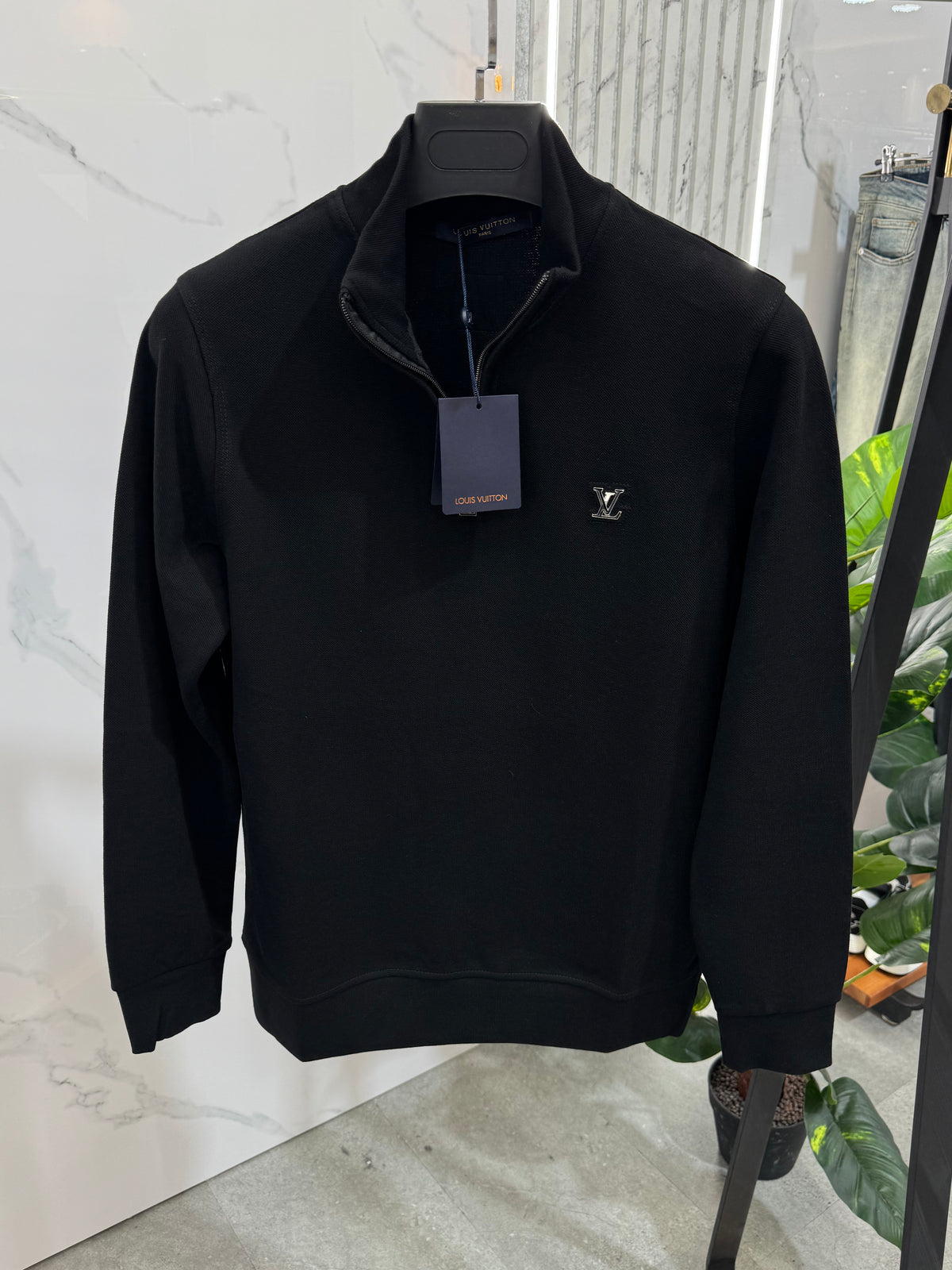 LOUIS VUITTON LV Logo Half-Zip Sweatshirt – Black - NEW1863