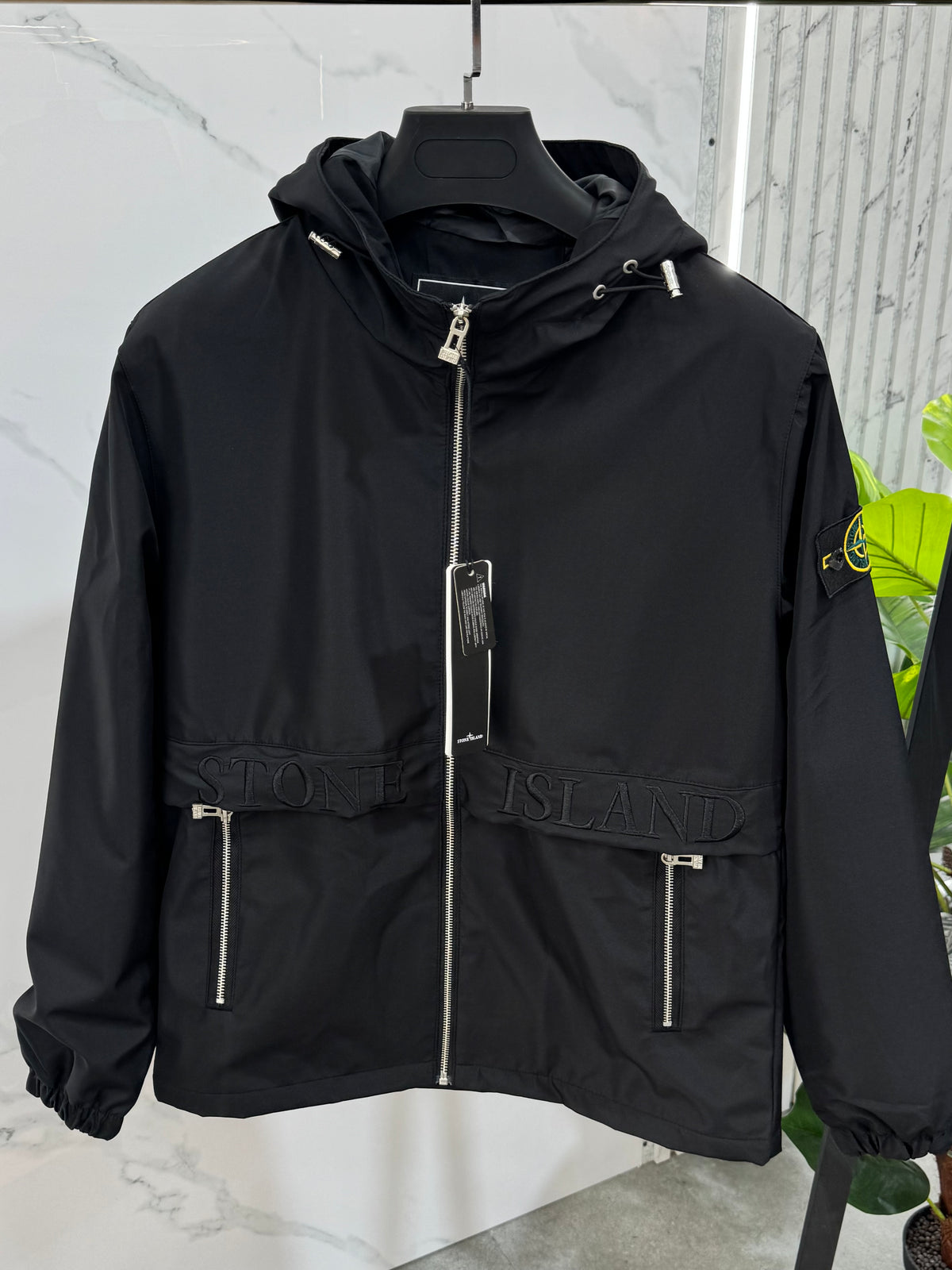STONE ISLAND Hooded Windbreaker Jacket – Black - NEW1852