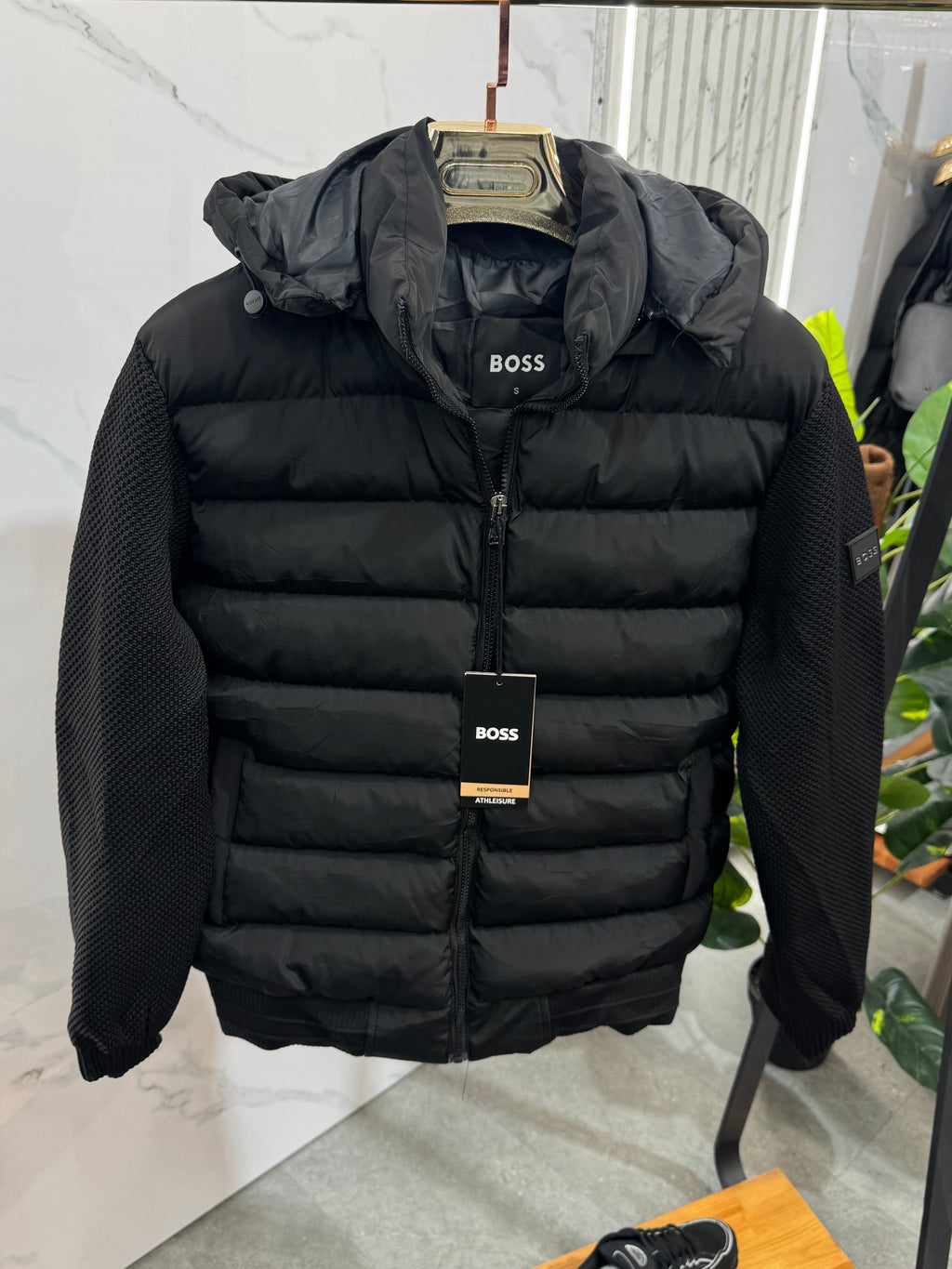BOSS Hybrid Knit & Down Puffer Jacket – Black - NEW1931