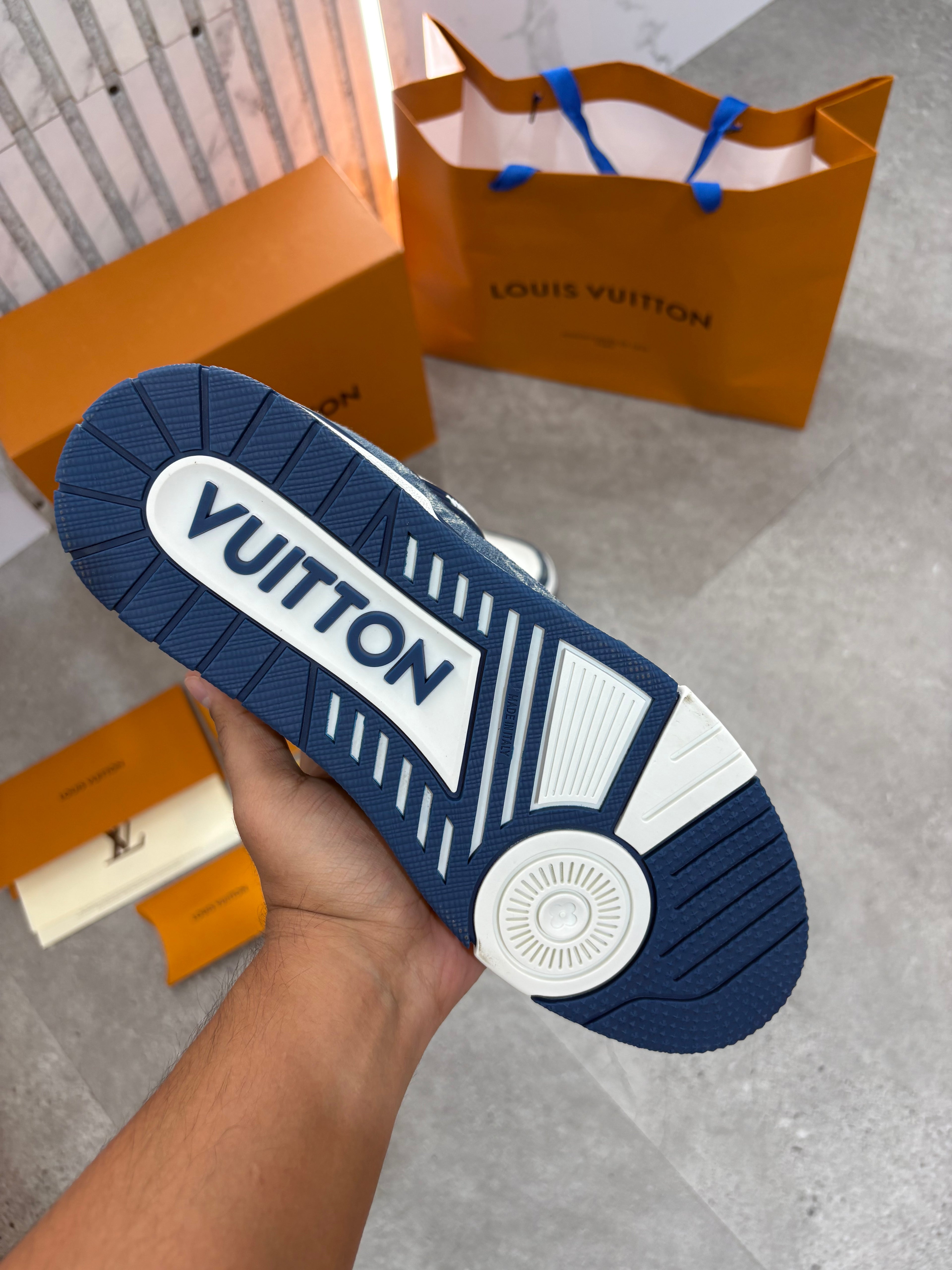 LOUIS VUITTON TRAINER - PREMIUM SNEAKER 1226