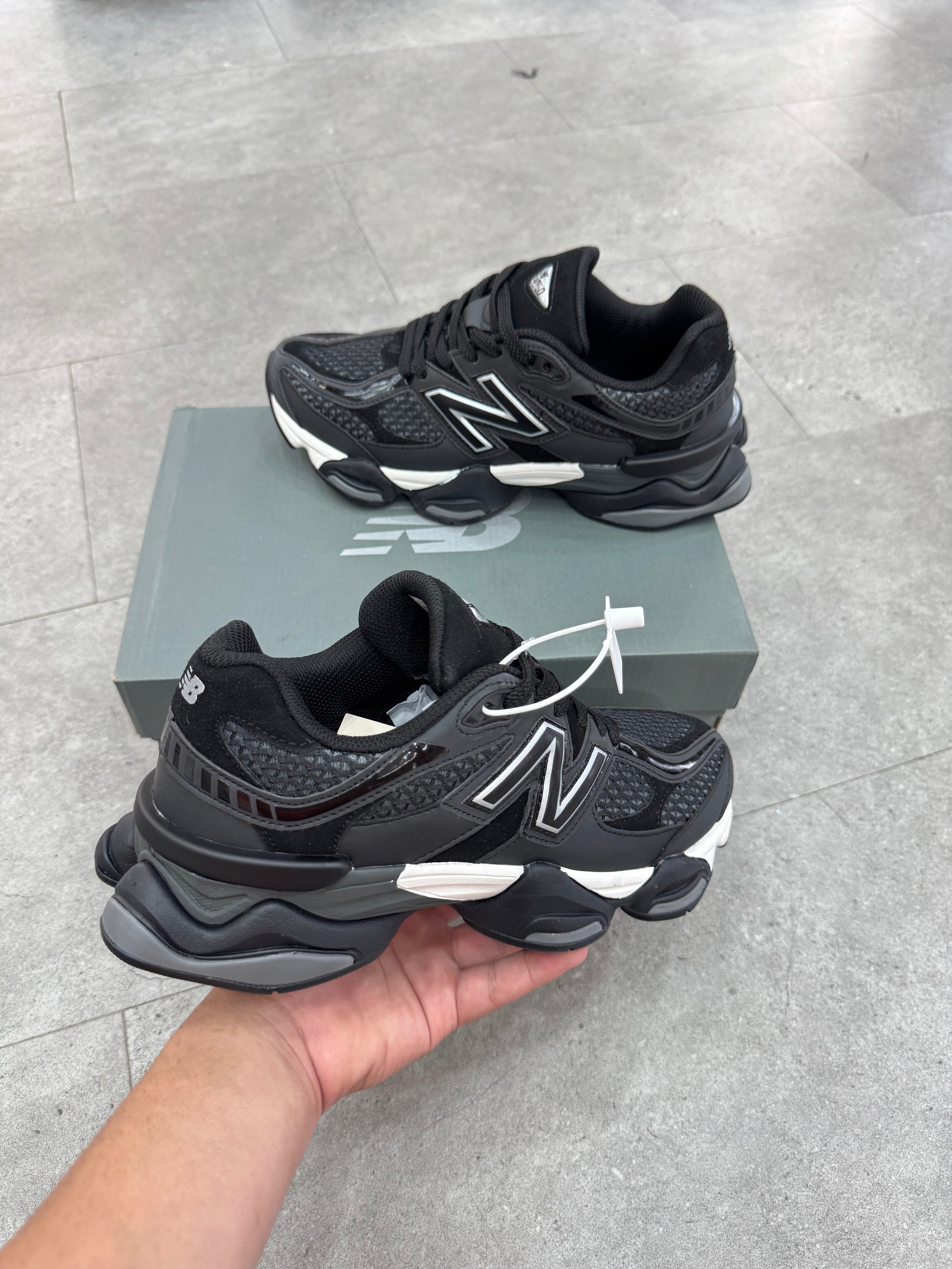 NEW BALANCE 9060 – Triple Black / Castlerock - NEW1803
