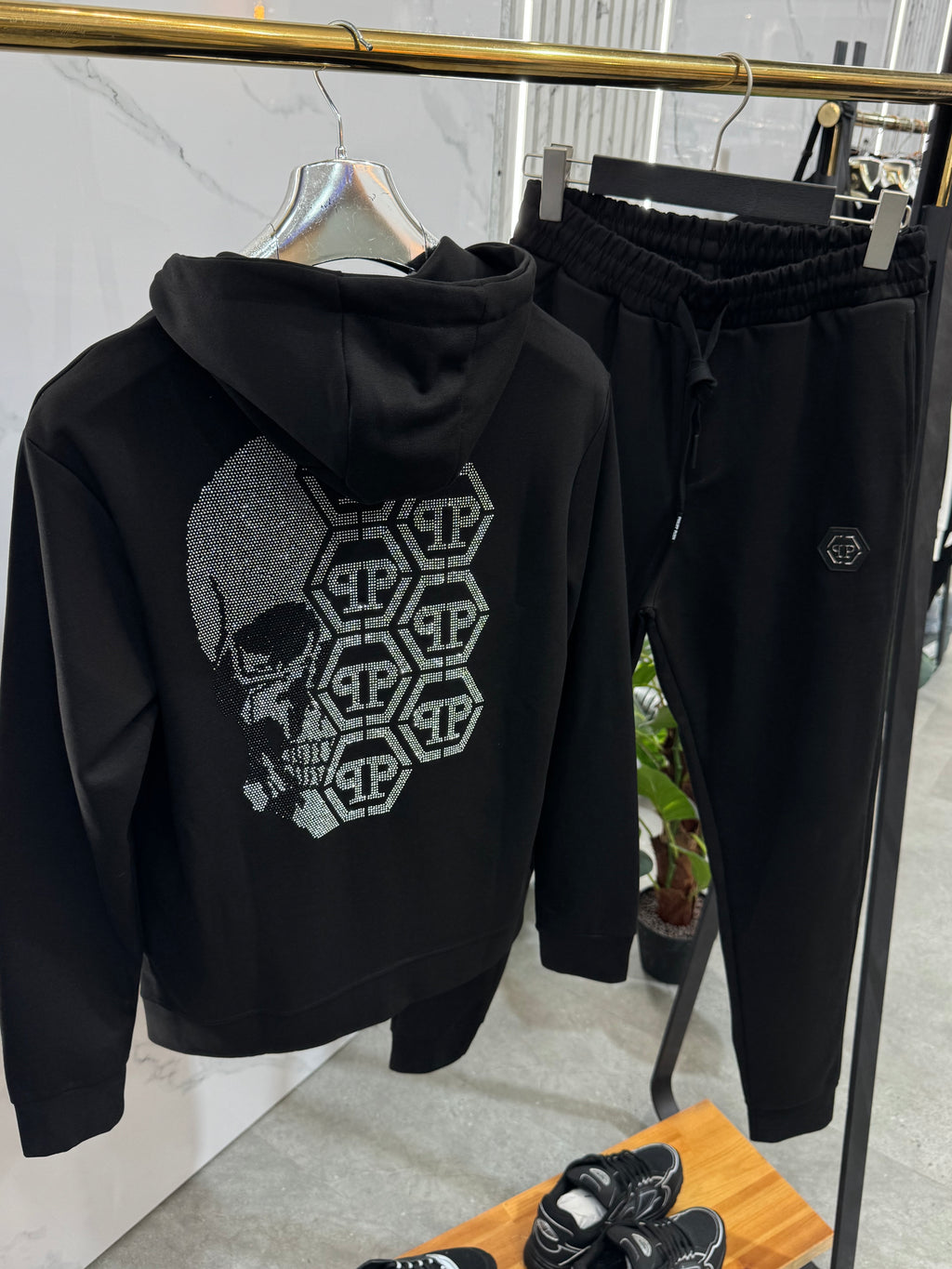 PHILIPP PLEIN Rhinestone Skull Hexagon Zipped Hoodie Tracksuit Set – Black - NEW1990