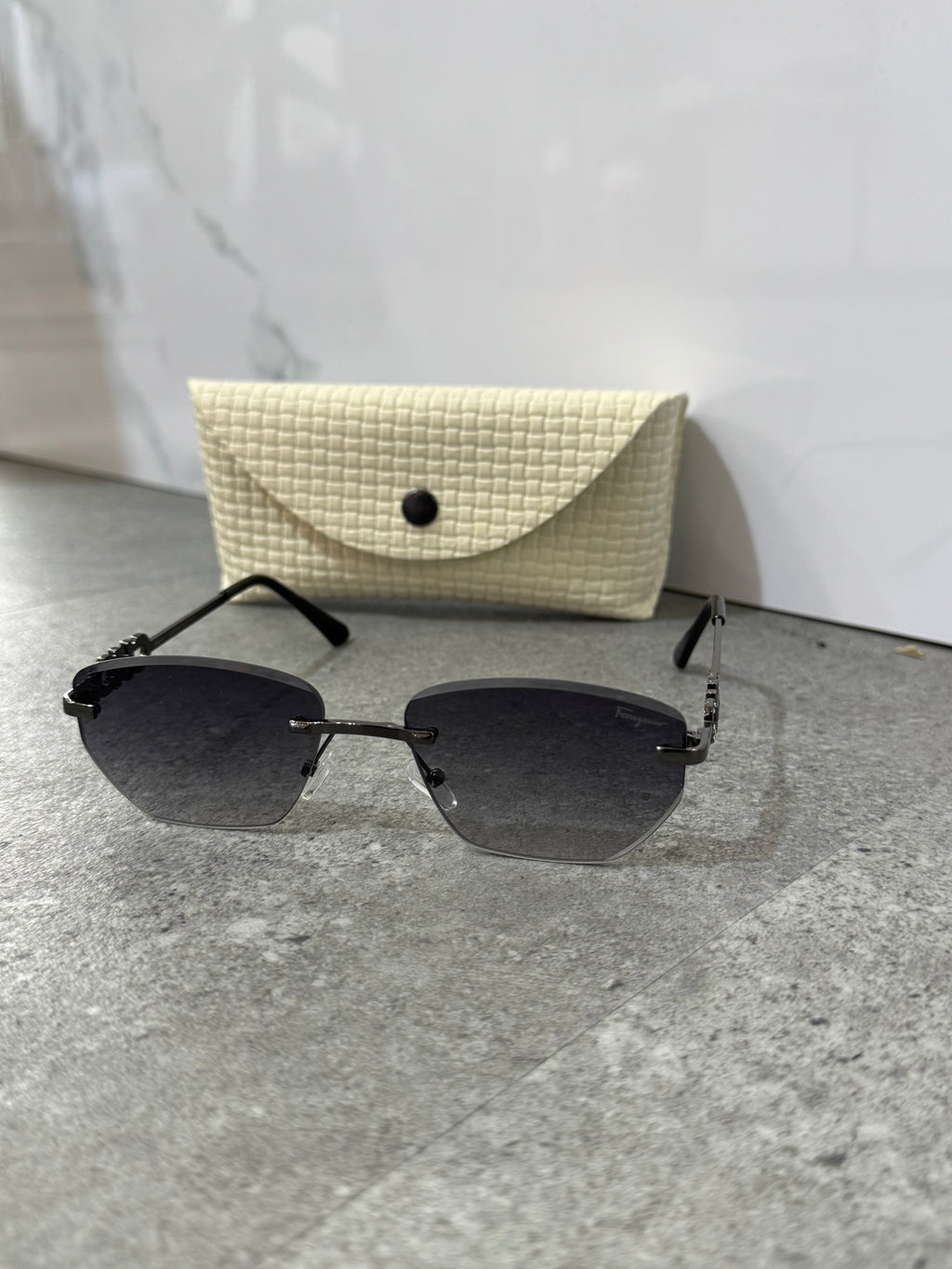 SALVATORE FERRAGAMO Gancini Rimless Sunglasses – Gunmetal / Gradient Grey - NEW1907