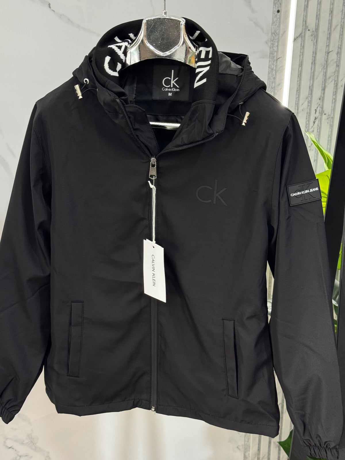CALVIN KLEIN Hooded Windbreaker Jacket – Black - NEW1858