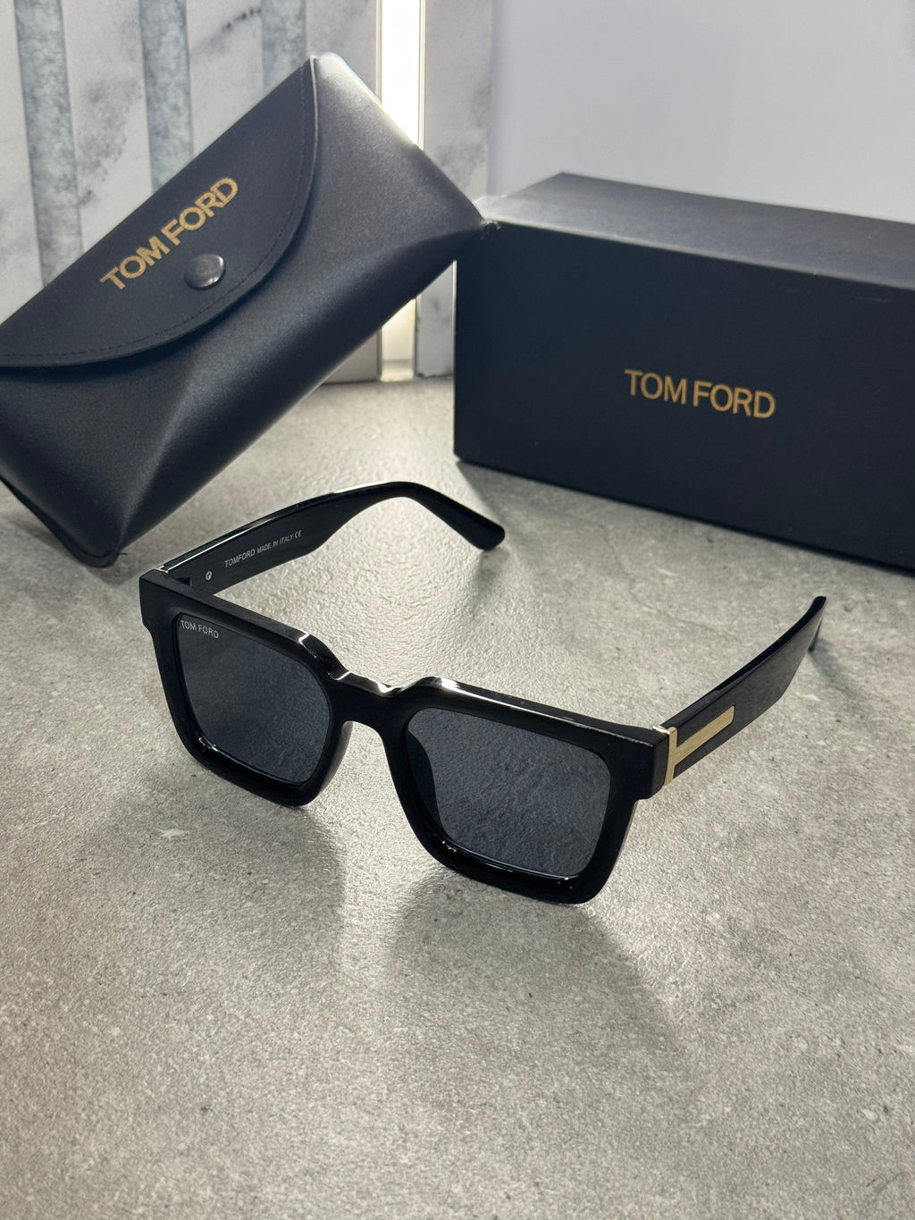 TOM FORD SUNGLASSE - NEW1557