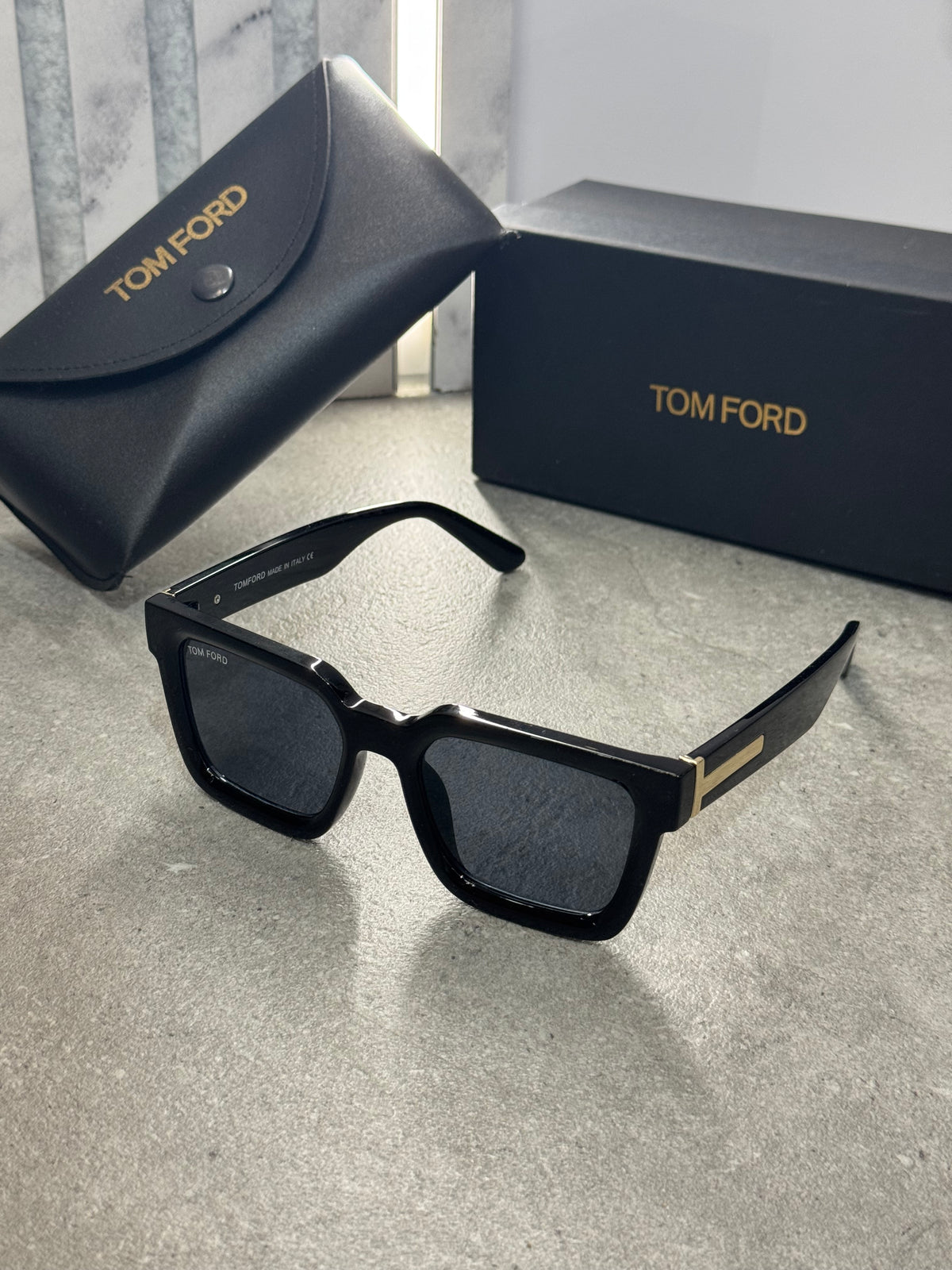 TOM FORD SUNGLASSE - NEW1557