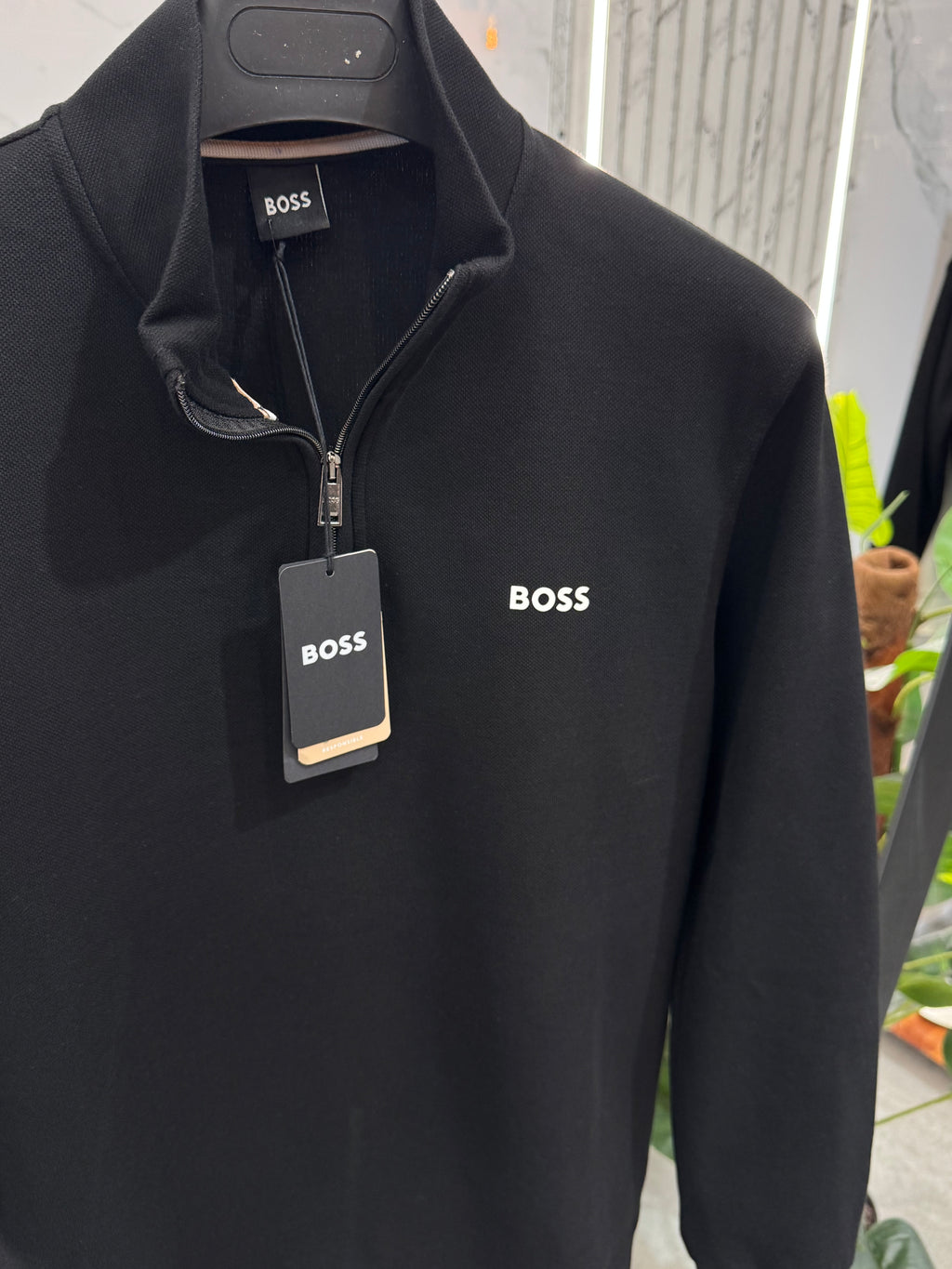 HUGO BOSS Half-Zip Fleece Sweatshirt – Black - NEW1979