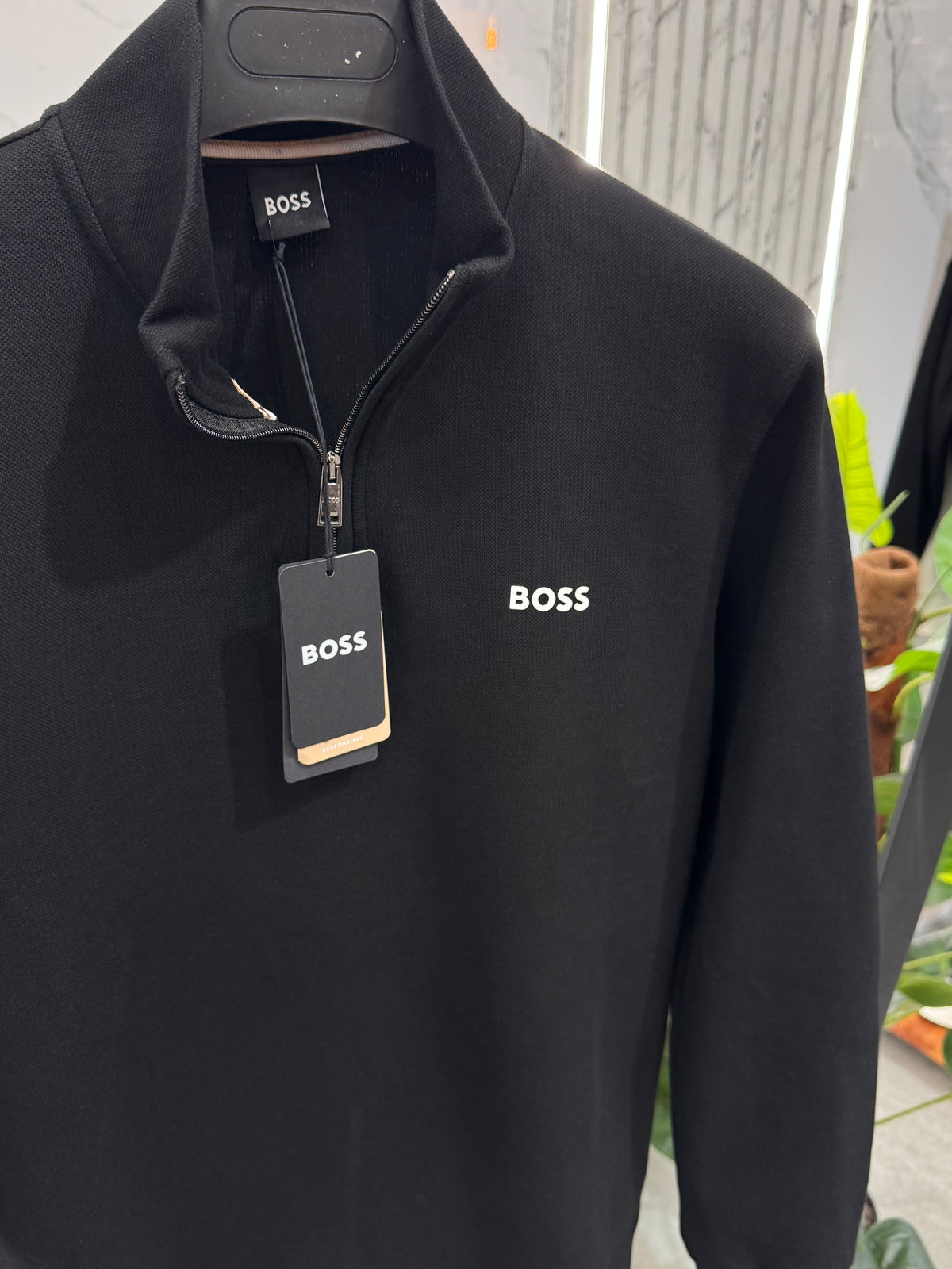 HUGO BOSS Half-Zip Fleece Sweatshirt – Black - NEW1979