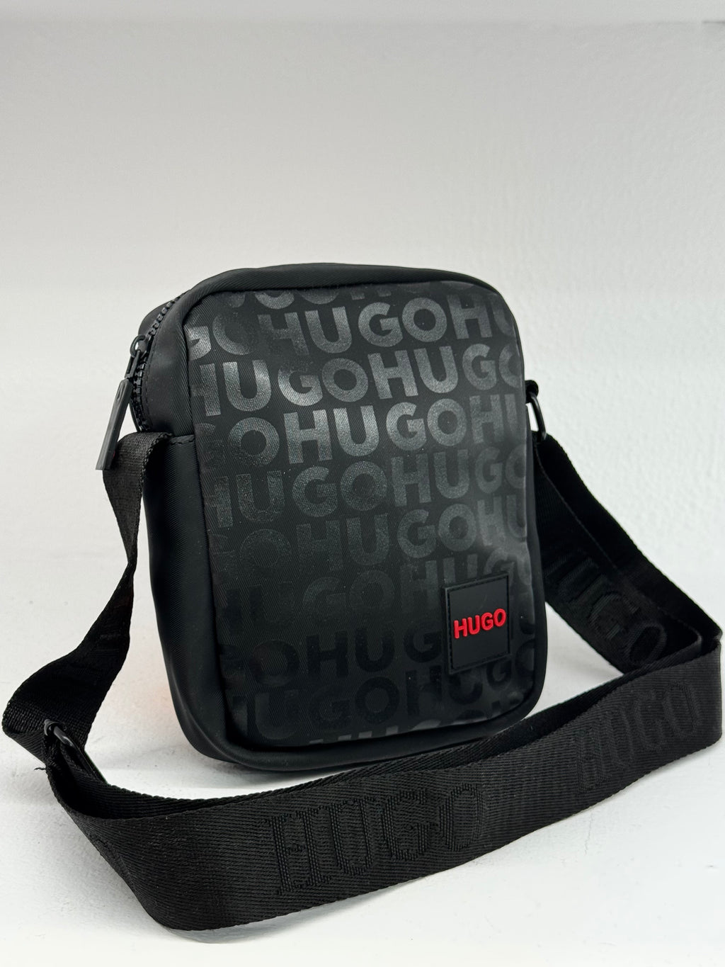 ΤΣΑΝΤΑΚΙ HUGO BOSS - NEW1167