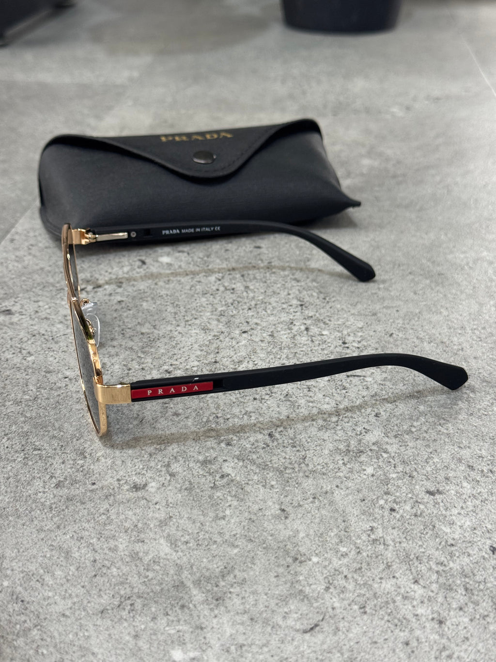 PRADA SUNGLASSE - NEW1329