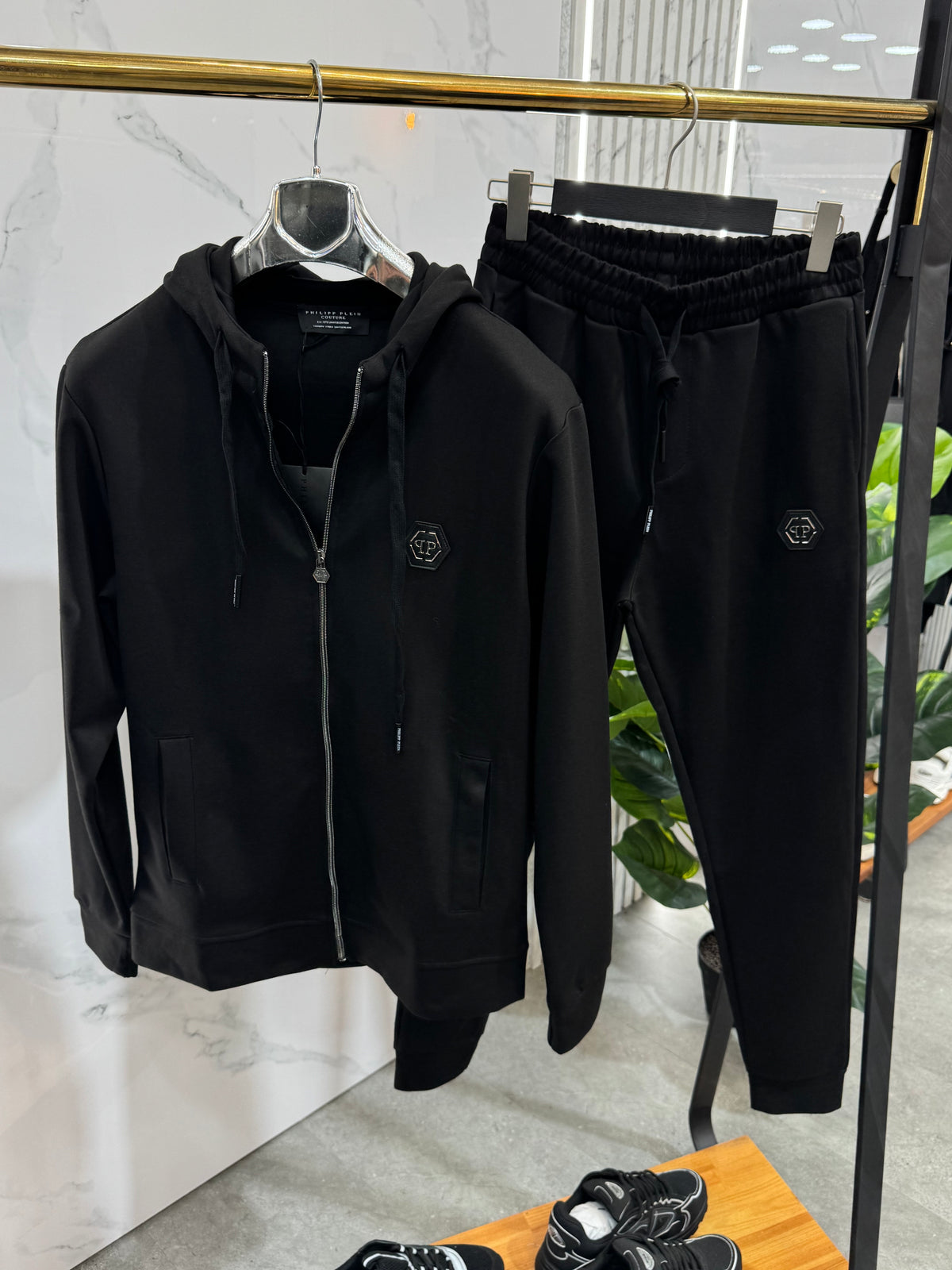PHILIPP PLEIN Rhinestone Skull Hexagon Zipped Hoodie Tracksuit Set – Black - NEW1990