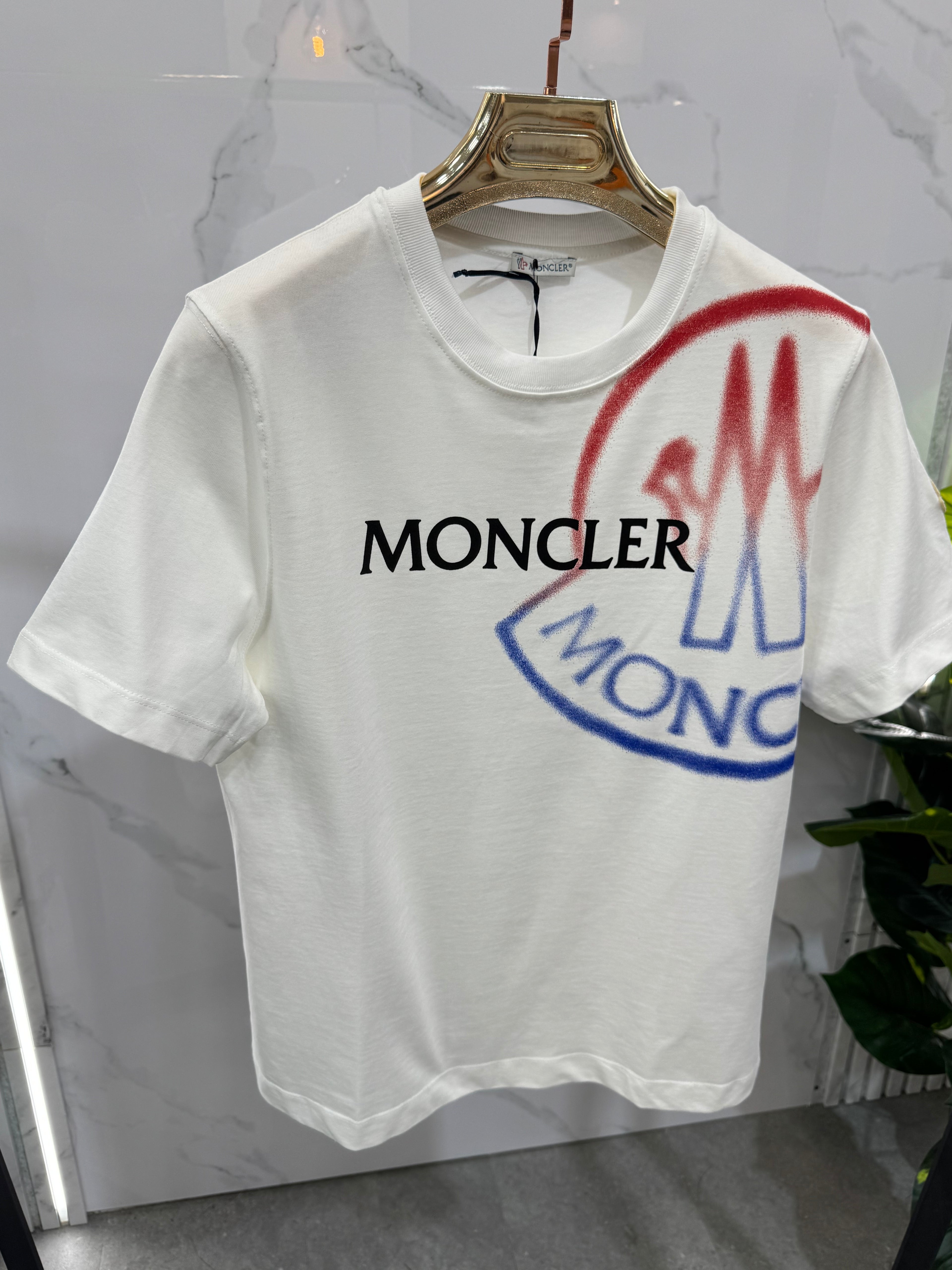 Moncler Spray Logo T-Shirt - White - NEW1633