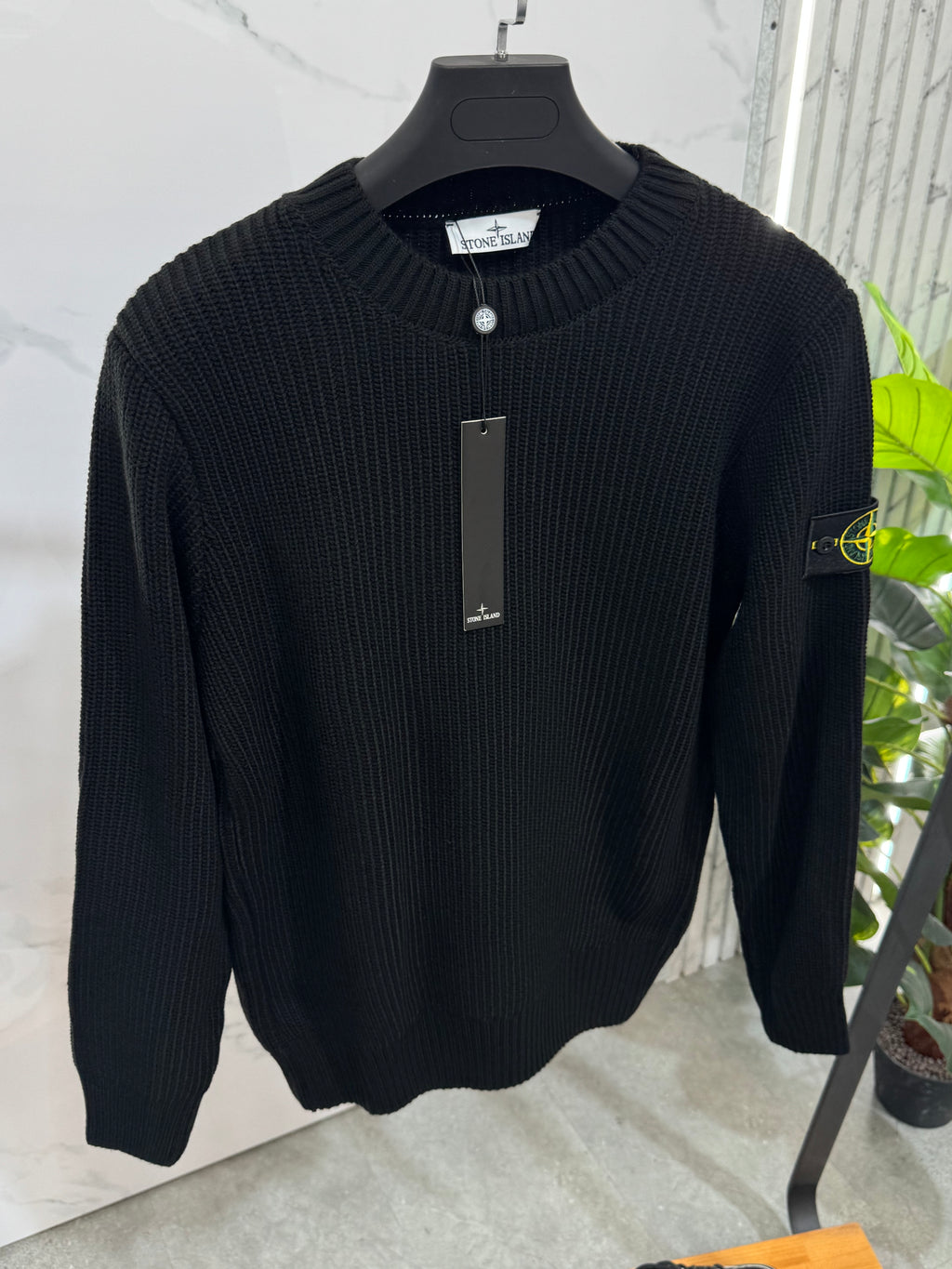 STONE ISLAND Ribbed Knit Compass Badge Sweater – Black - NEW1953