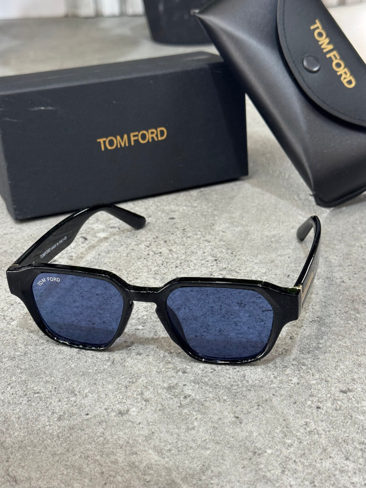 TOM FORD SUNGLASSE - NEW1715
