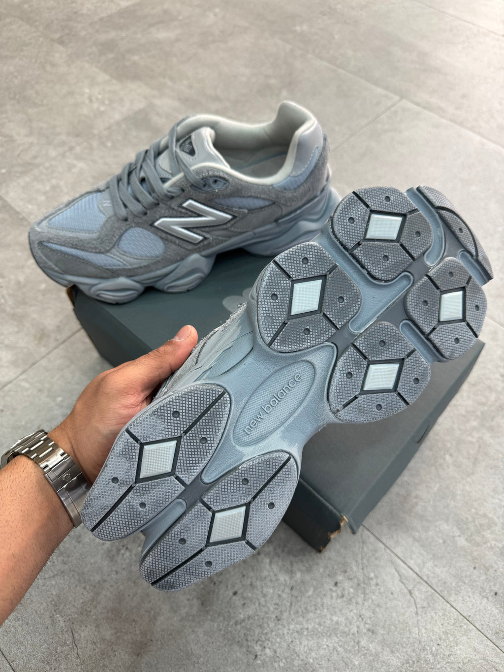 New Balance 9060 "Arctic Grey" - NEW1625